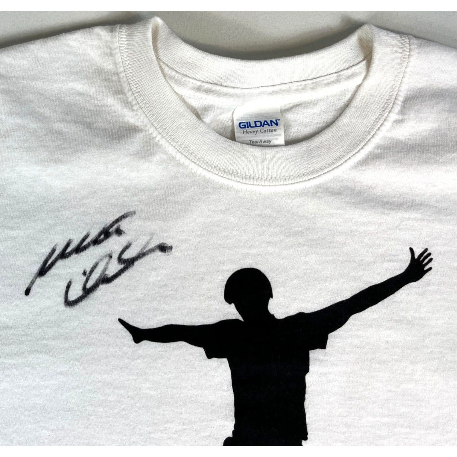 Gildan Matt Wilhelm Pro BMX Rider Autographed T-Shirt Sz M Size US M / EU 48-50 / 2 - 4 Thumbnail