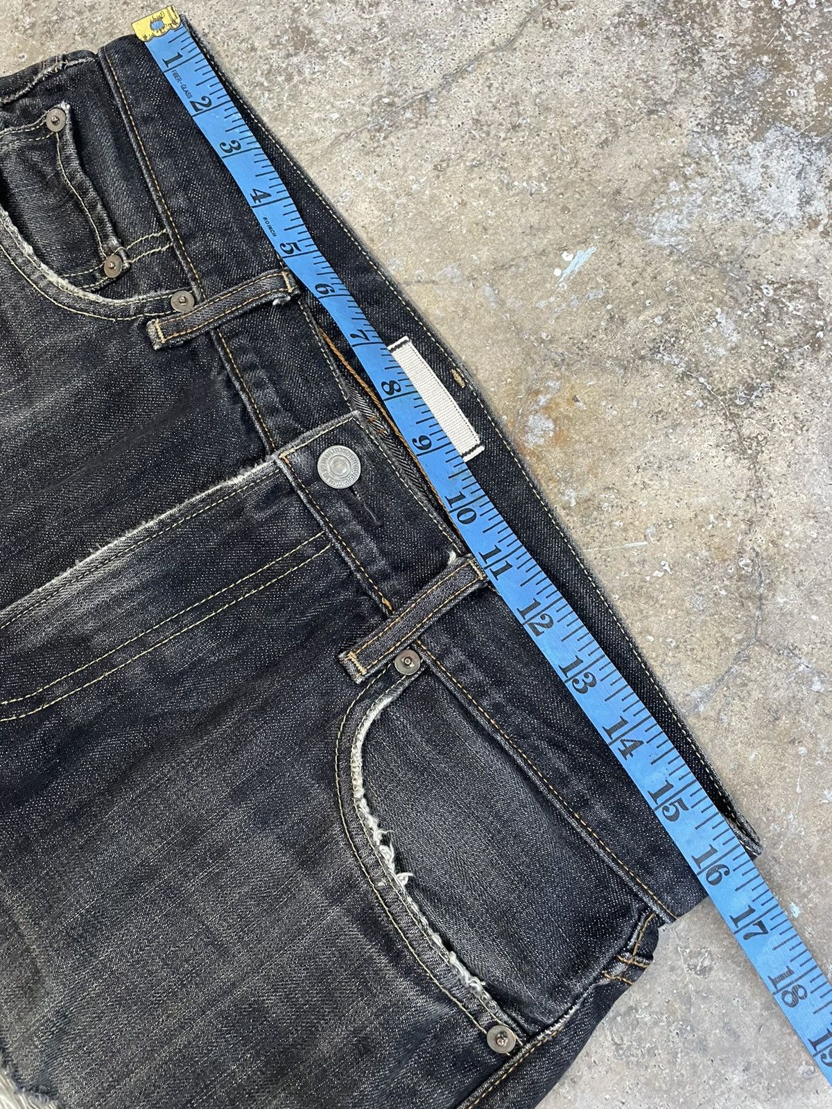Japanese Brand Vintage Japanese Brand Faded Denim Jeans Pants Size US 30 / EU 46 - 8 Thumbnail