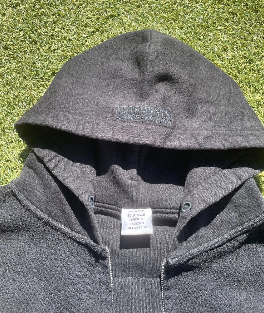 Vetements Oversized Vetements Inside-Out Shark Zip-Up Size US L / EU 52-54 / 3 - 2 Thumbnail