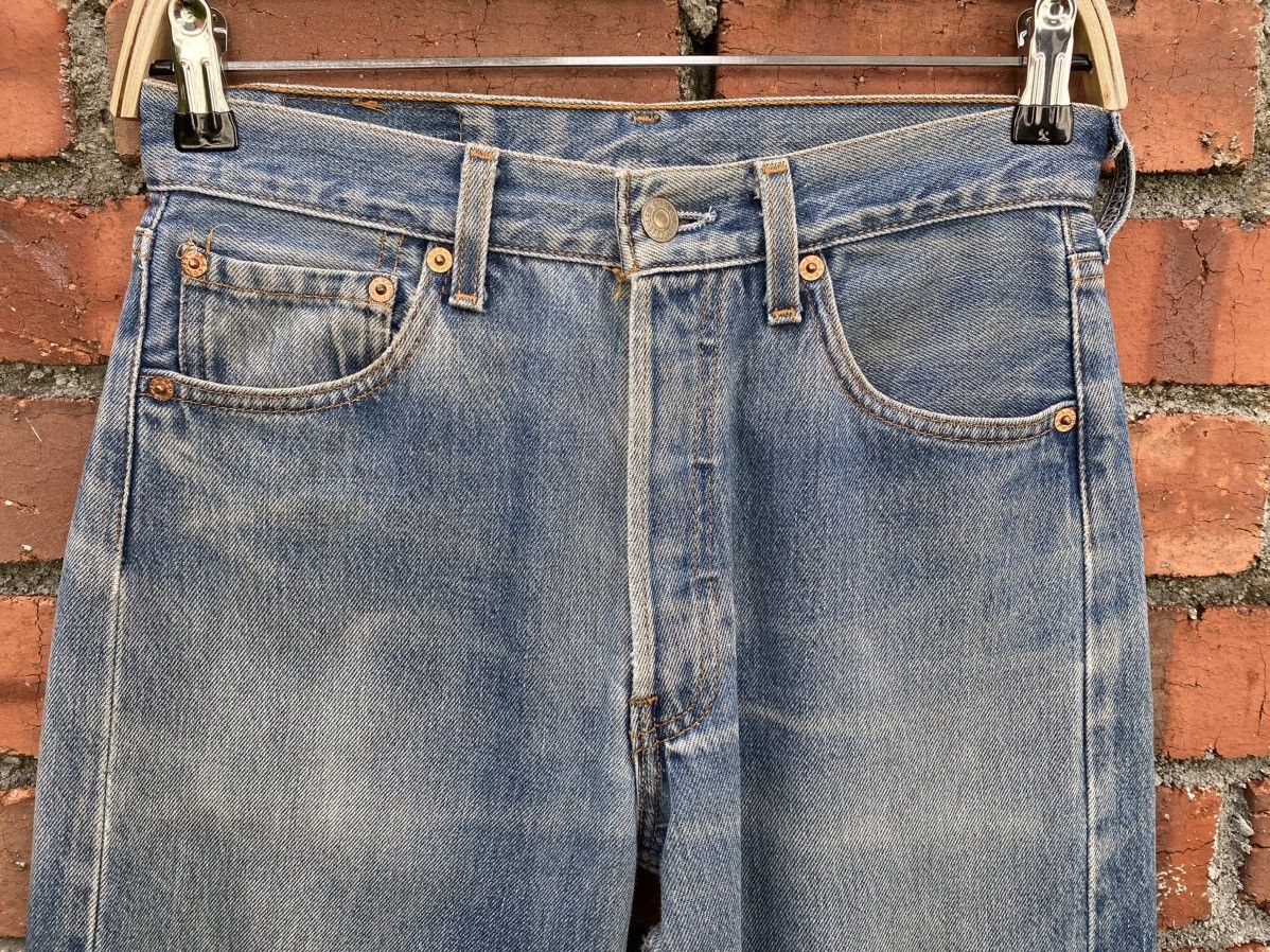 Levi's × Levi's Vintage Clothing × Vintage size 28x27 vintage levi's 501 made in USA distressed Size US 28 / EU 44 - 4 Thumbnail