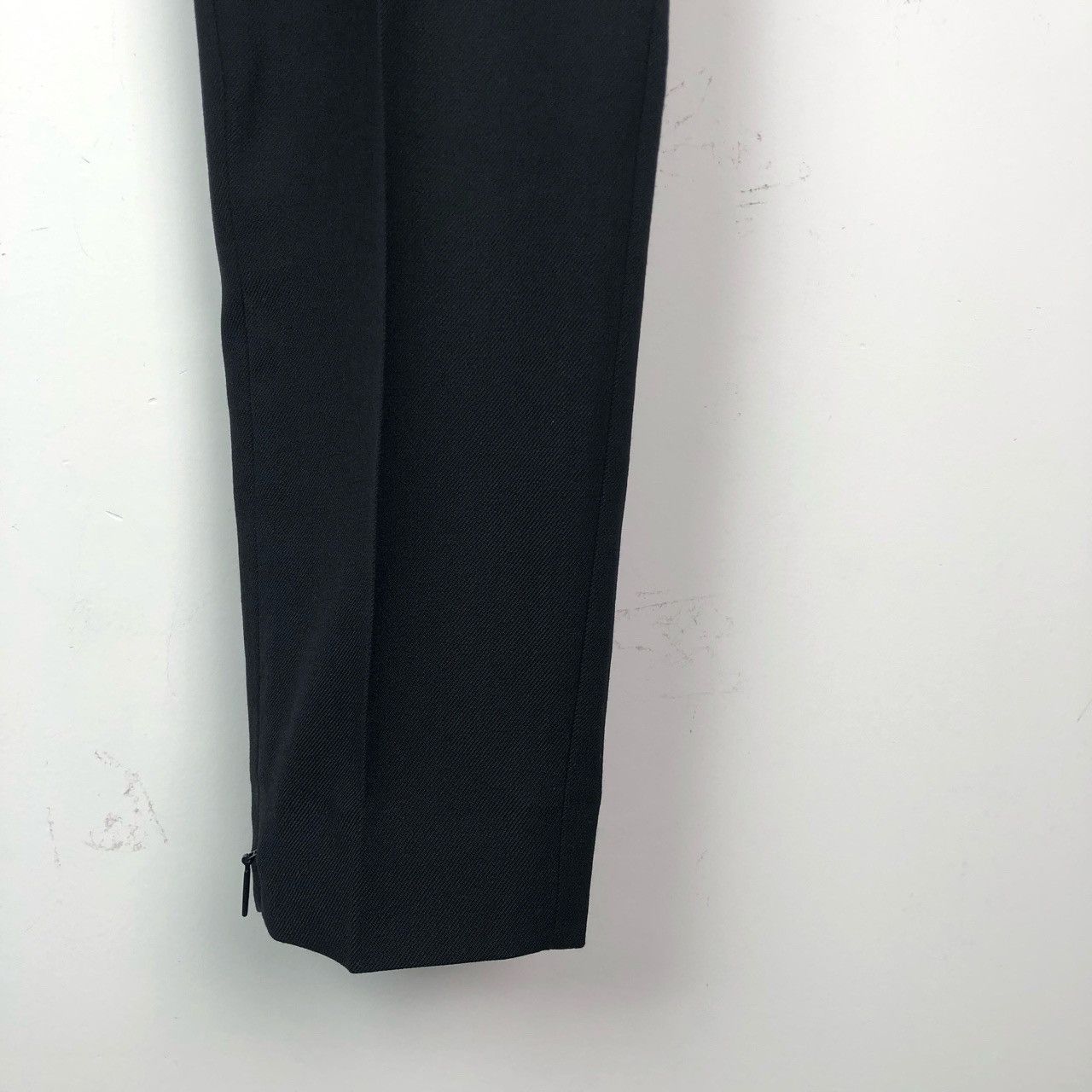 Yves Saint Laurent Saint Laurent SLP Black Mid-Waist Straight-Leg Trousers Size 26" / US 2 / IT 38 - 4 Thumbnail