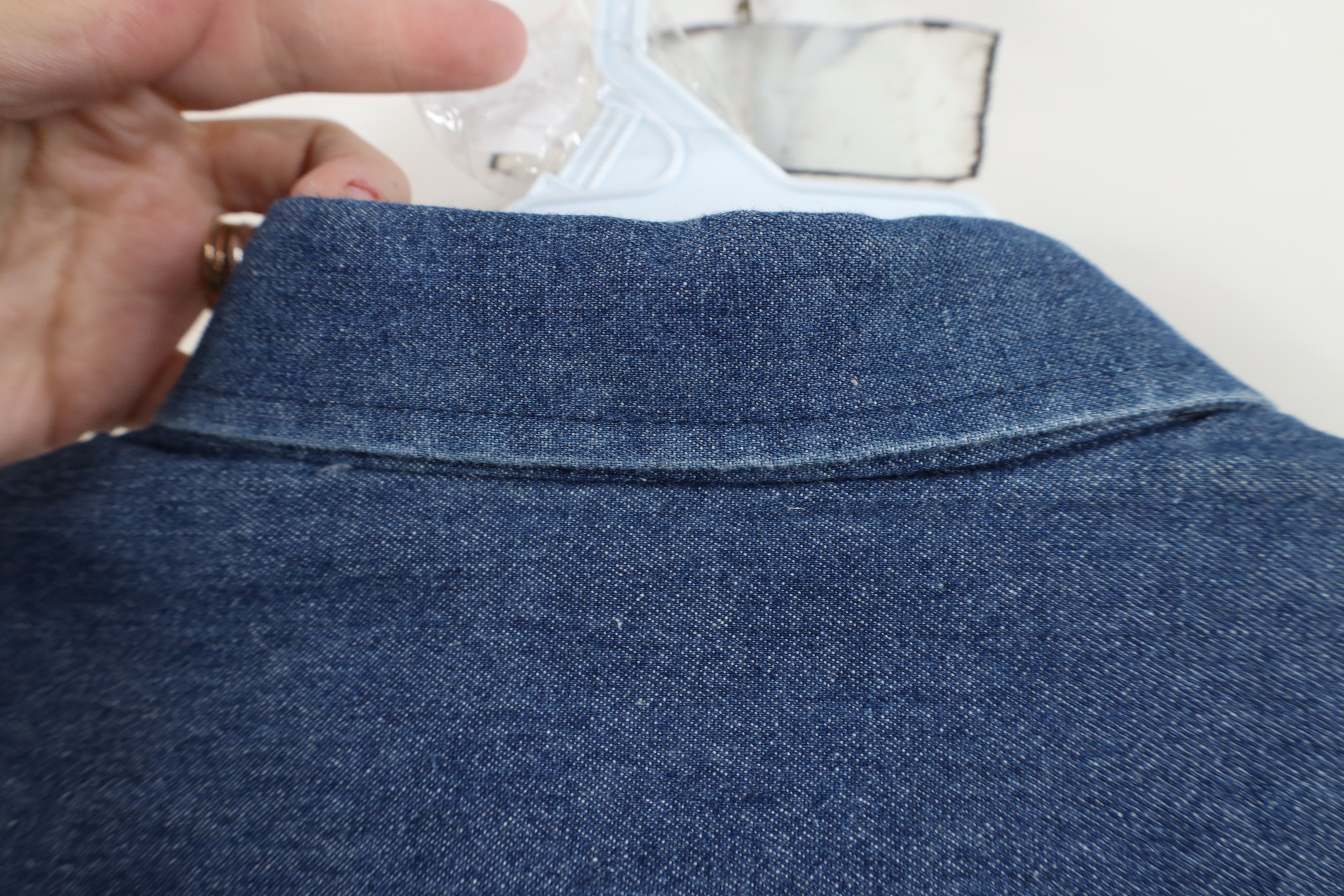Vintage Vintage 90s Easy Access Conceal Carry Denim Button Shirt USA Size US L / EU 52-54 / 3 - 8 Thumbnail