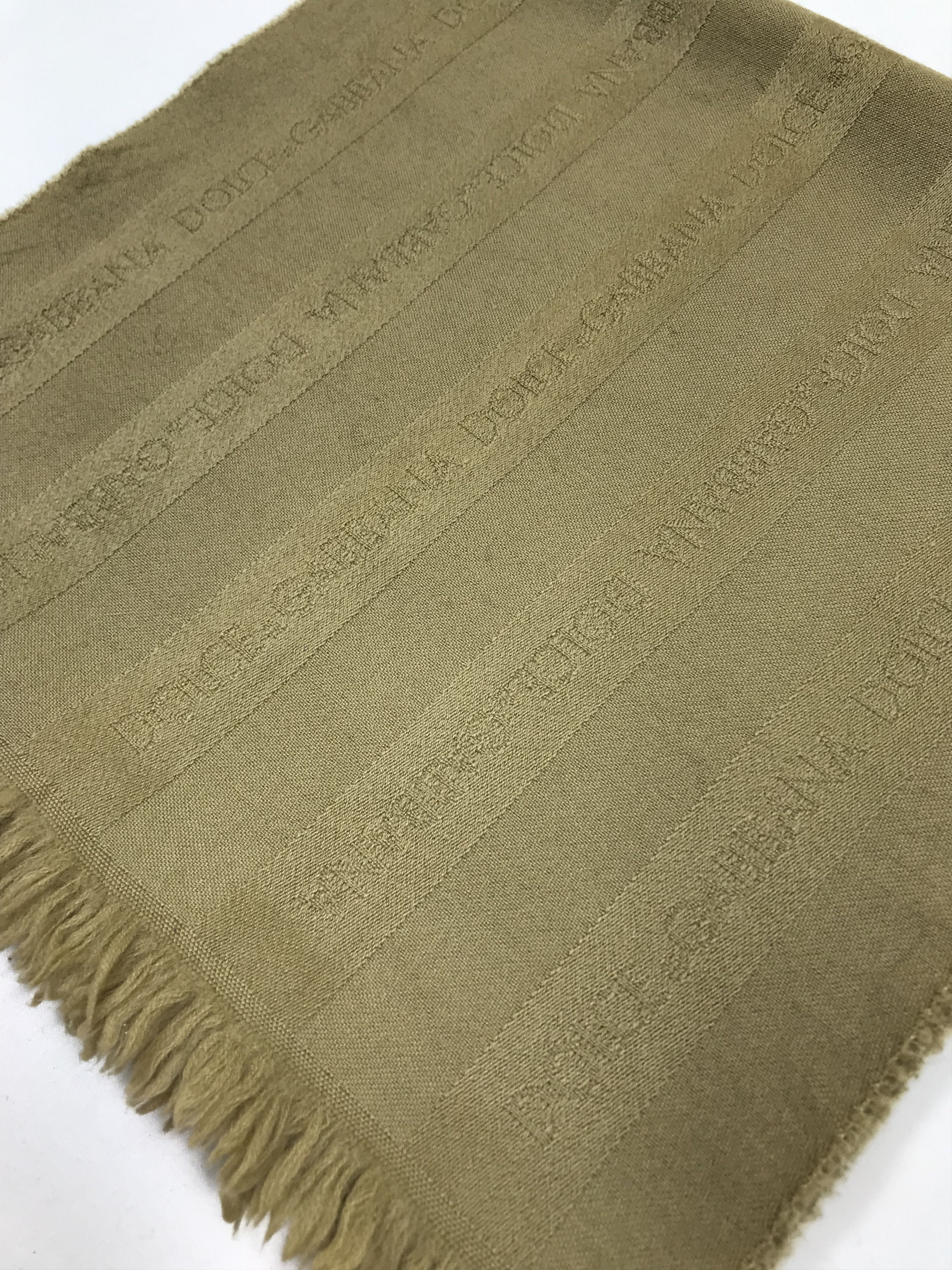 Dolce & Gabbana Dolce & Gabbana Luxury Scarf / Muffler / Wool Size ONE SIZE - 1 Thumbnail