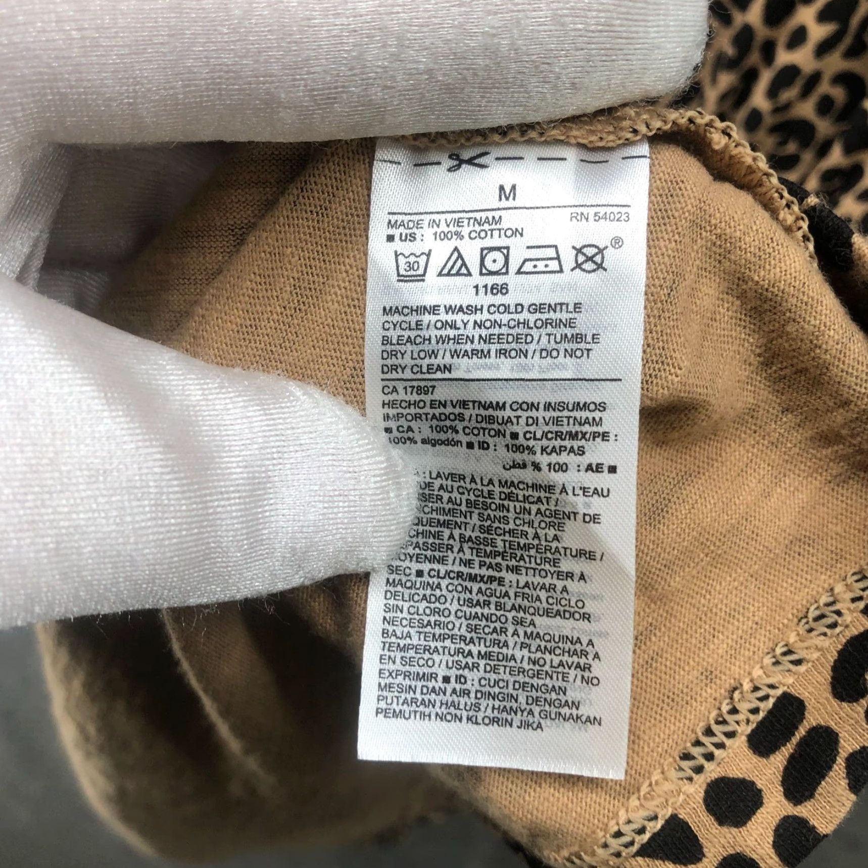 Old Navy Old Navy Leopard Print T Shirt Dress Womens M Short Sleeve A-Line Mini Crewneck Dress Size M / US 6-8 / IT 42-44 - 6 Thumbnail
