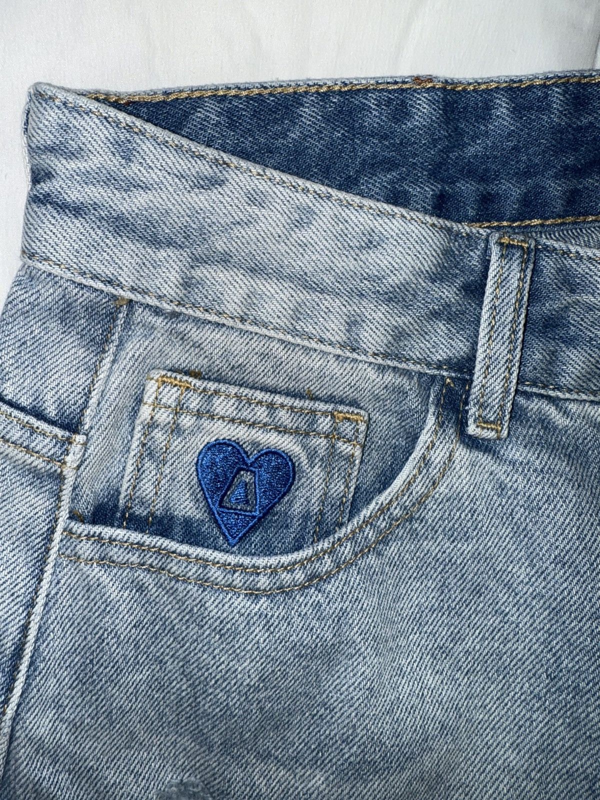 Other Elfrec Eden rhinestone jean shorts brand new size 28 Size US 28 / EU 44 - 3 Thumbnail