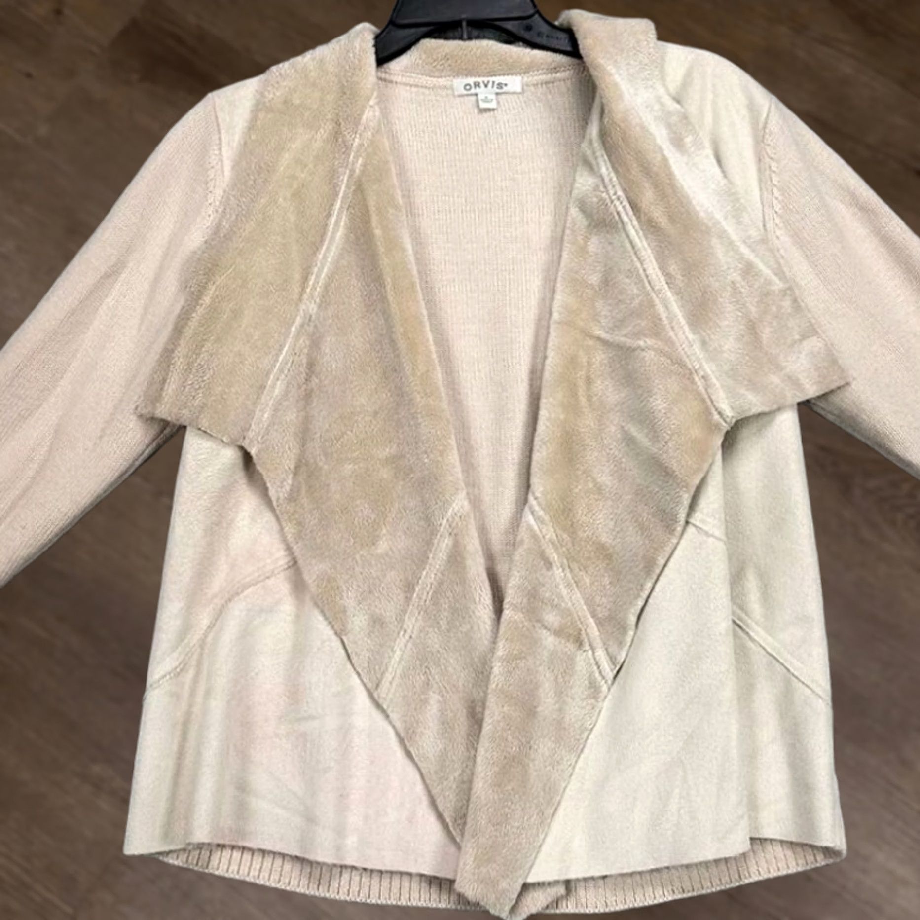 Orvis Orvis Sweater Cardigan M Beige 100% Merino Wool Womens Long Sleeve V-Neck Open Face Faux Fur Pattern: Solid Size M / US 6-8 / IT 42-44 - 1 Thumbnail