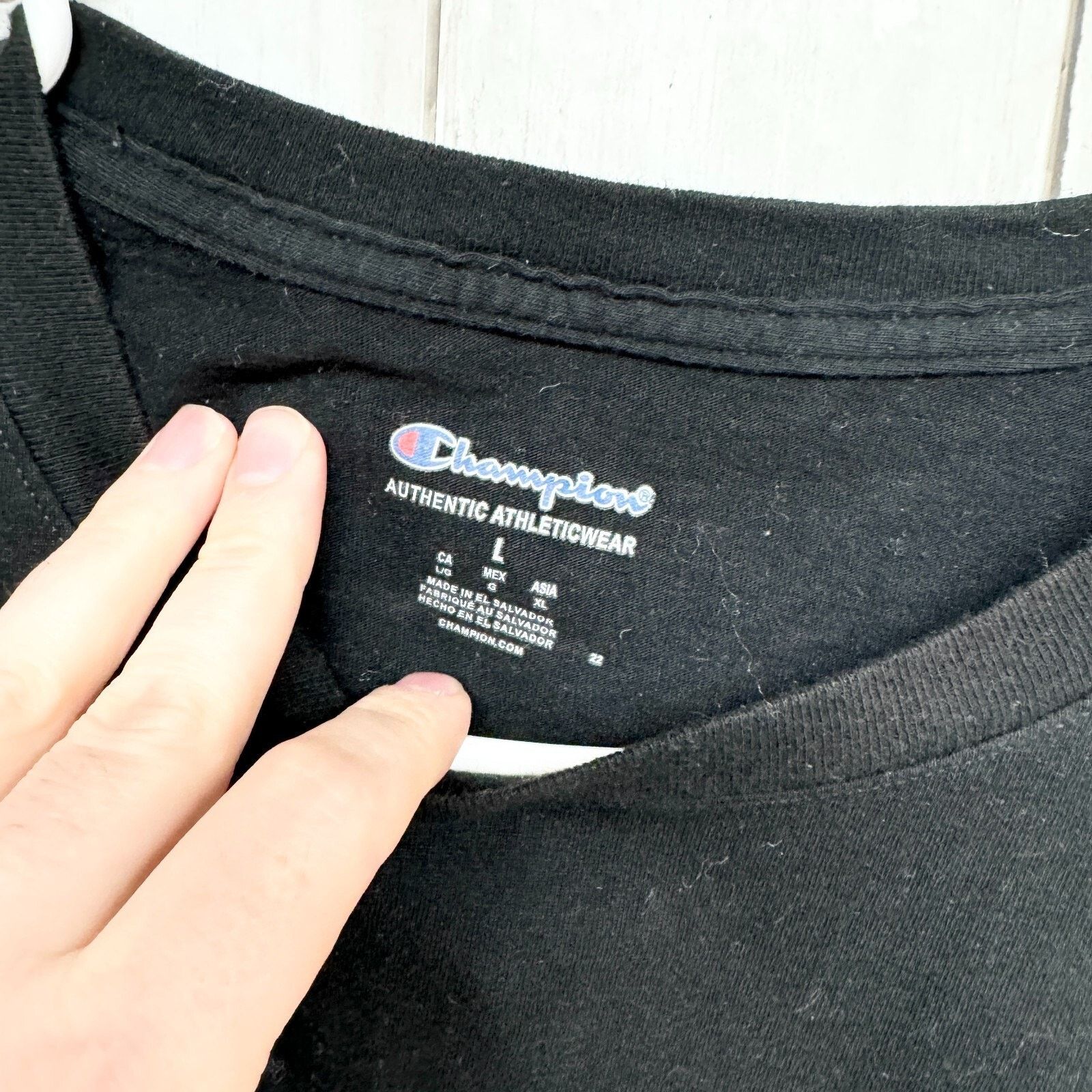Champion Champion Unisex Large Black Short Sleeve Graphic Logo Tee Size L / US 10 / IT 46 - 2 Thumbnail
