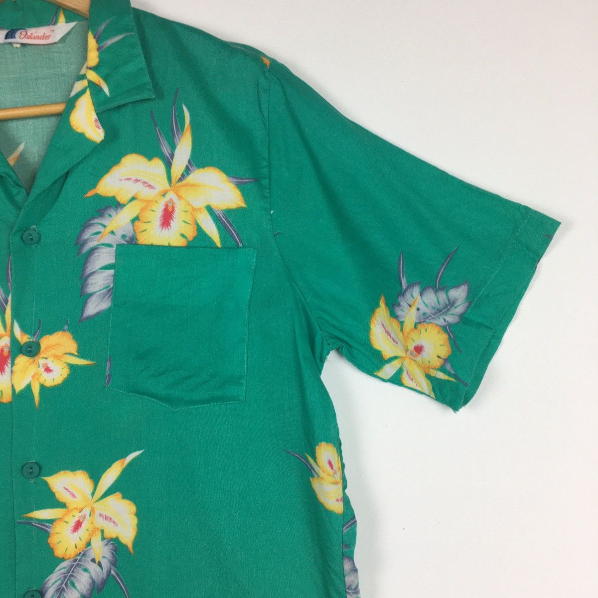 Vintage Vintage Islander Hawaiin Shirt Size US M / EU 48-50 / 2 - 5 Thumbnail