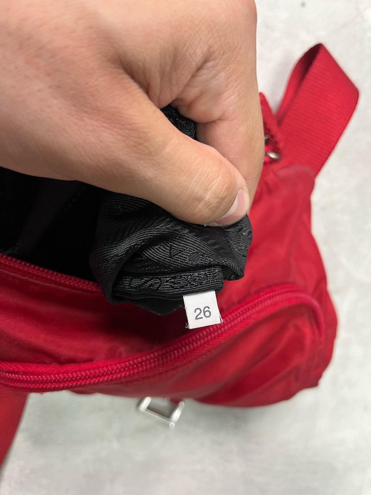 Prada Authentic PRADA Shoulder Bag Size ONE SIZE - 6 Thumbnail