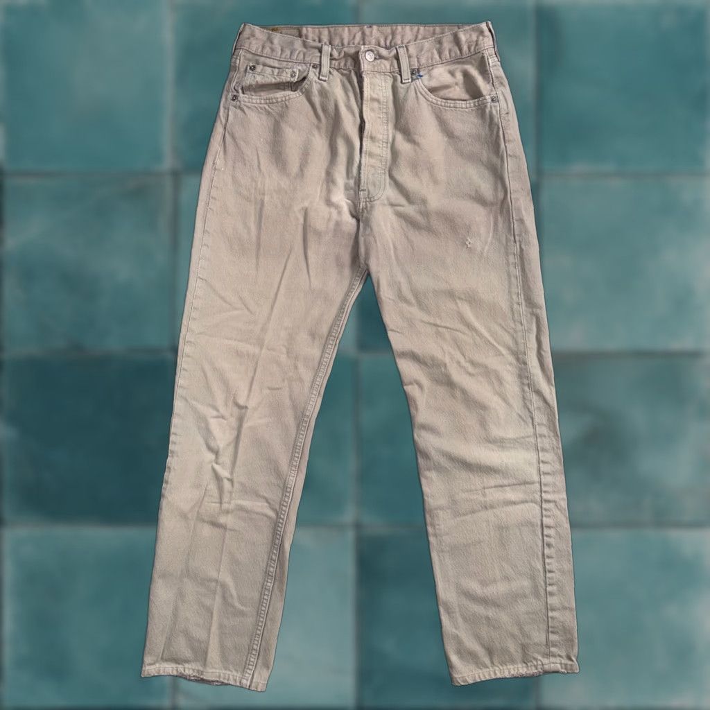 Levi's VINTAGE Levi's 501 Jeans Beard USA 90s - Light Wash Beige Straight Leg 34x32 Men Regular Mid Rise 5-Pocket Denim Button Fly Size US 34 / EU 50 - 1 Thumbnail