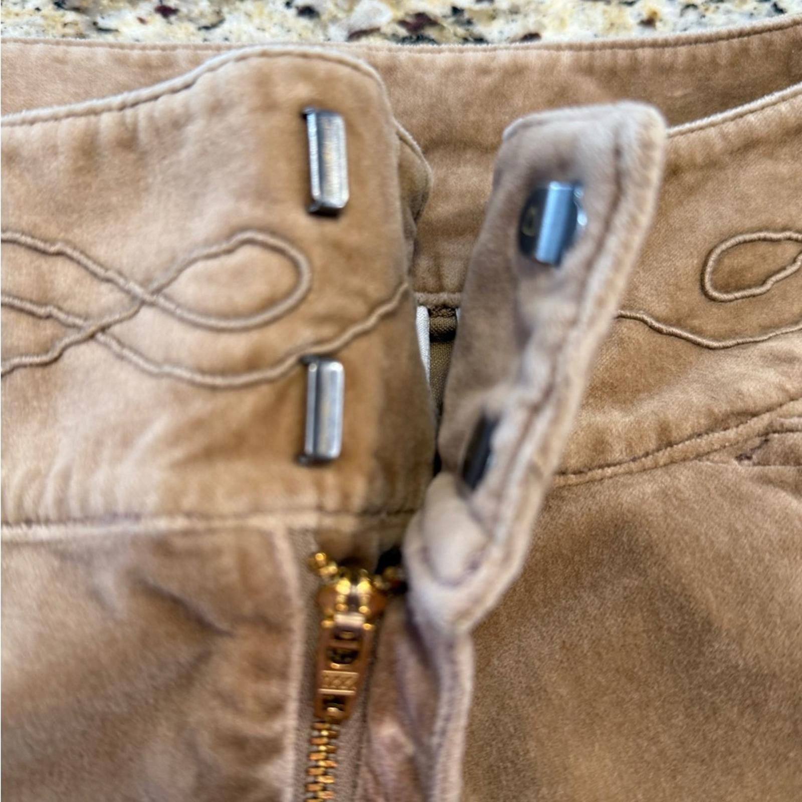 Other Liz Claiborne soft velvet brown embroidered western pants 8 Size 30" / US 8 / IT 44 - 3 Thumbnail