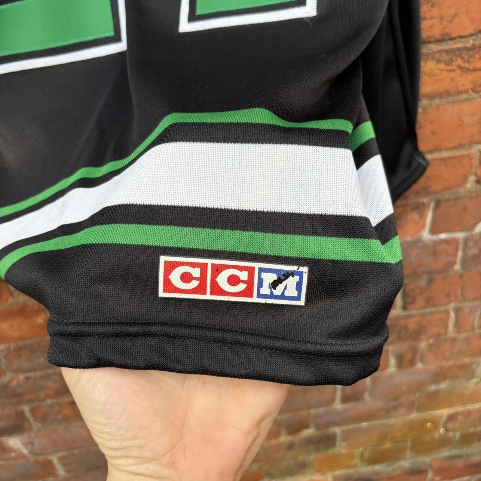 Other Vintage Dallas stars mark tinordi ccm maska jersey XXL Size US XXL / EU 58 / 5 - 6 Thumbnail