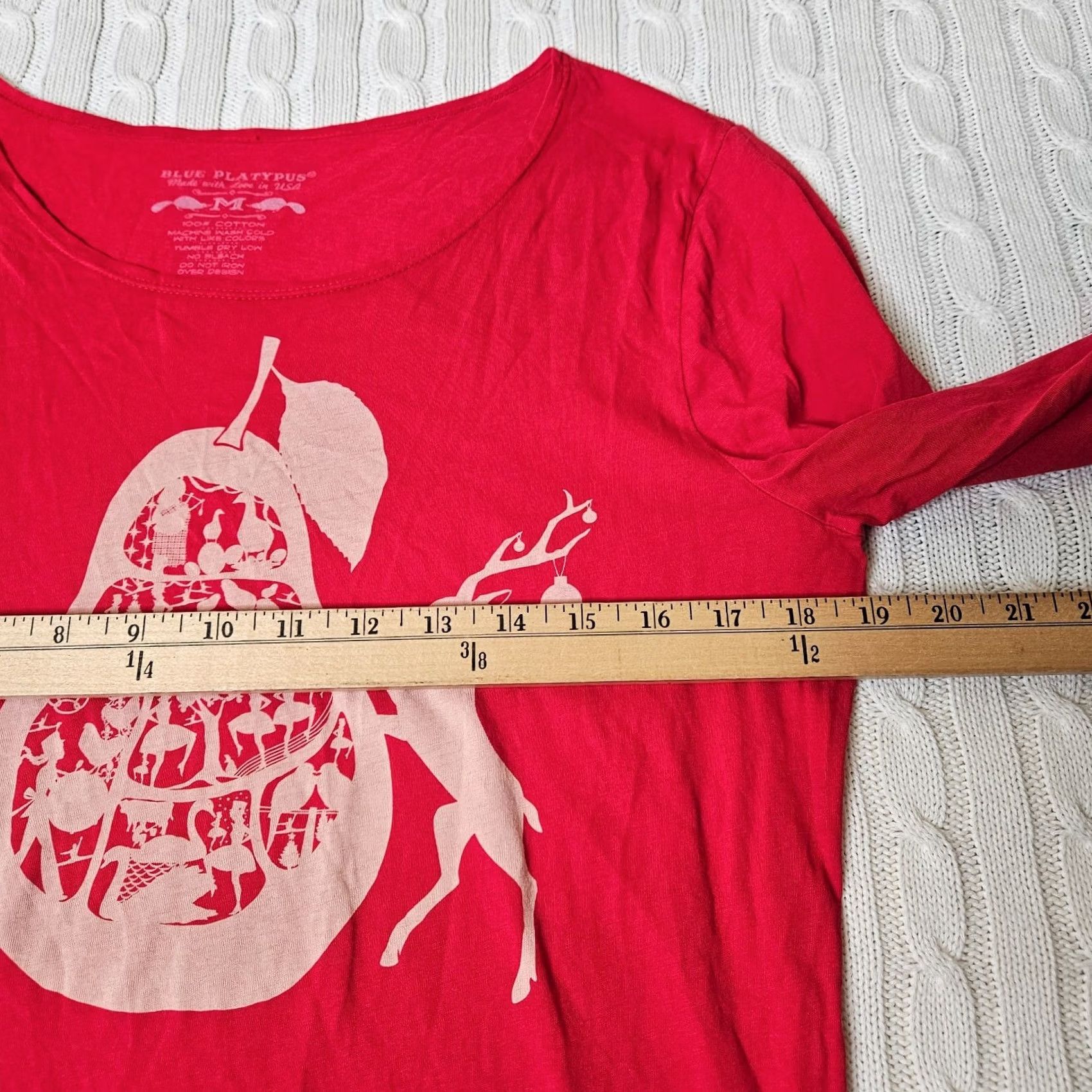 Vintage Blue Platypus T-Shirt Women M Red Solid Cotton Graphic Printed Tee Short Sleeve Casual Size M / US 6-8 / IT 42-44 - 4 Thumbnail