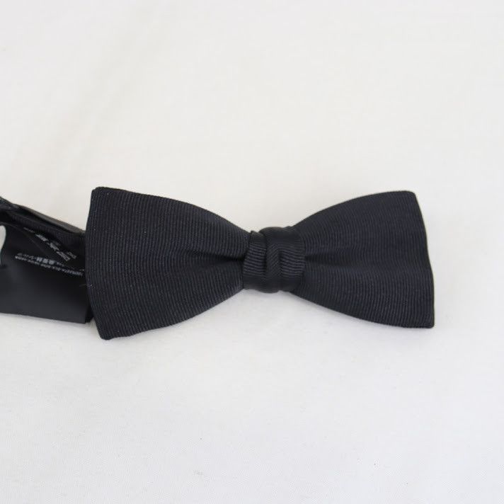 Saint Laurent Paris o1rshd1 Size: OS / Noeud YVES Reps in Black Size ONE SIZE - 3 Thumbnail