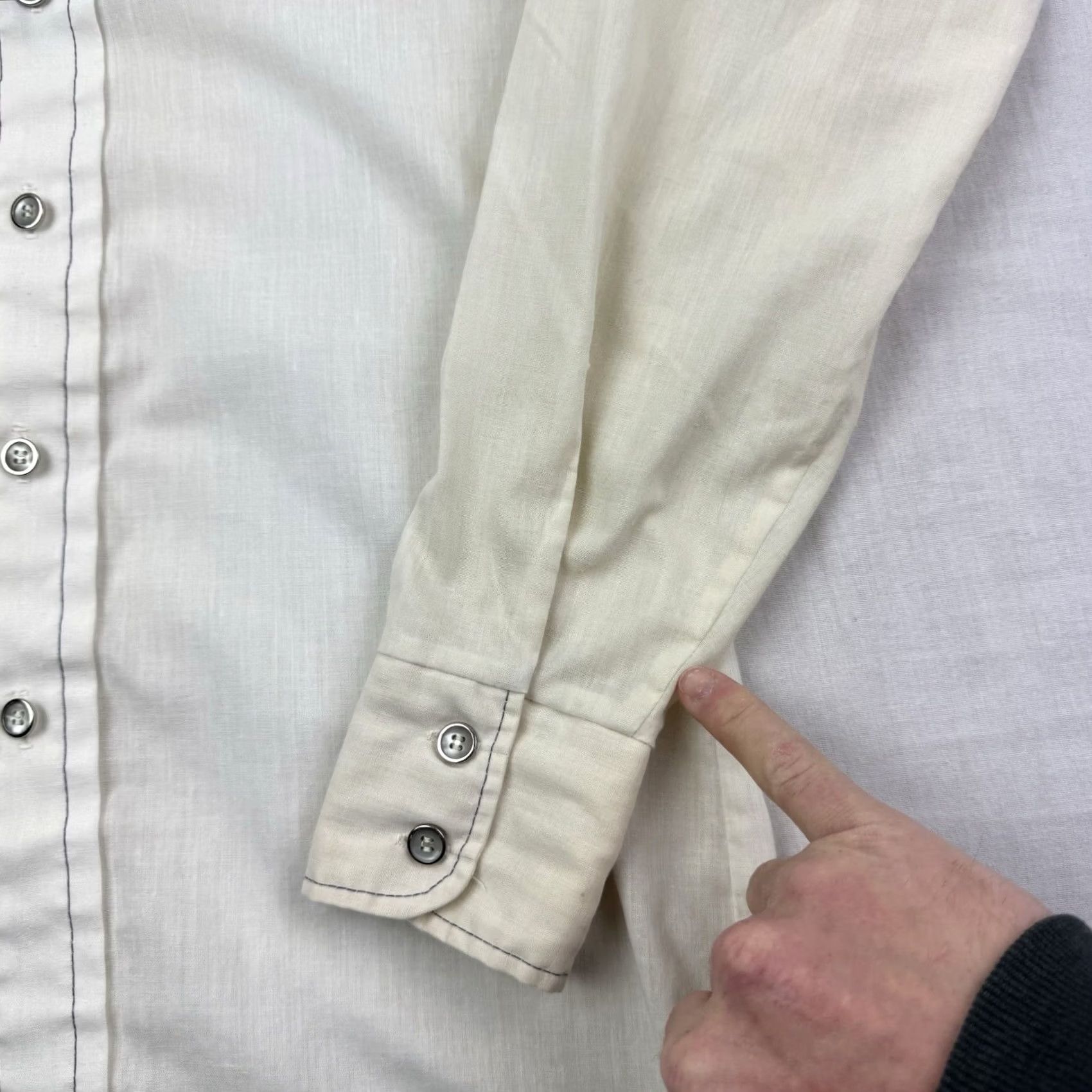 Vintage VINTAGE Bruxton Western Button-Up Shirt Adult Small White Flowers Butterflys 70s Mens Size US S / EU 44-46 / 1 - 2 Thumbnail