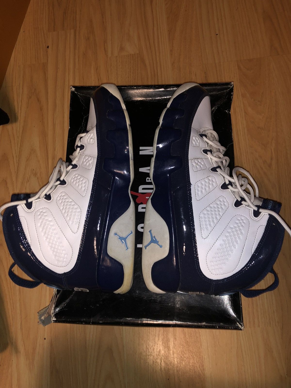 Nike Air Jordan 9 Retro UNC Blue - Size 9 Size US 9 / EU 42 - 6 Thumbnail