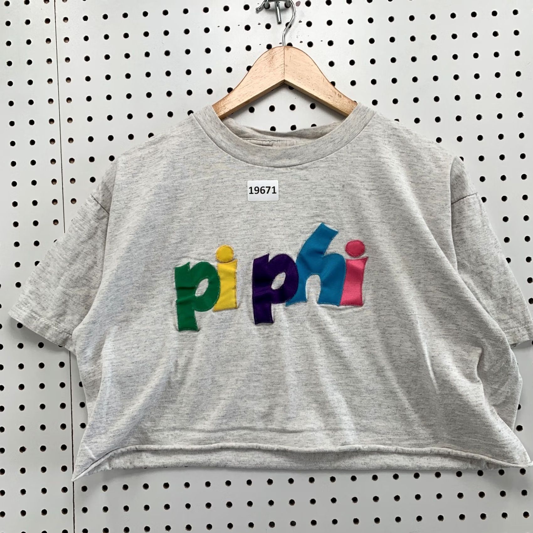 Vintage VINTAGE pi phi Cropped Shirt Womens L Short Sleeve Crew Neck 90s University Gray Oneita T-Shirt Size L / US 10 / IT 46 - 5 Thumbnail