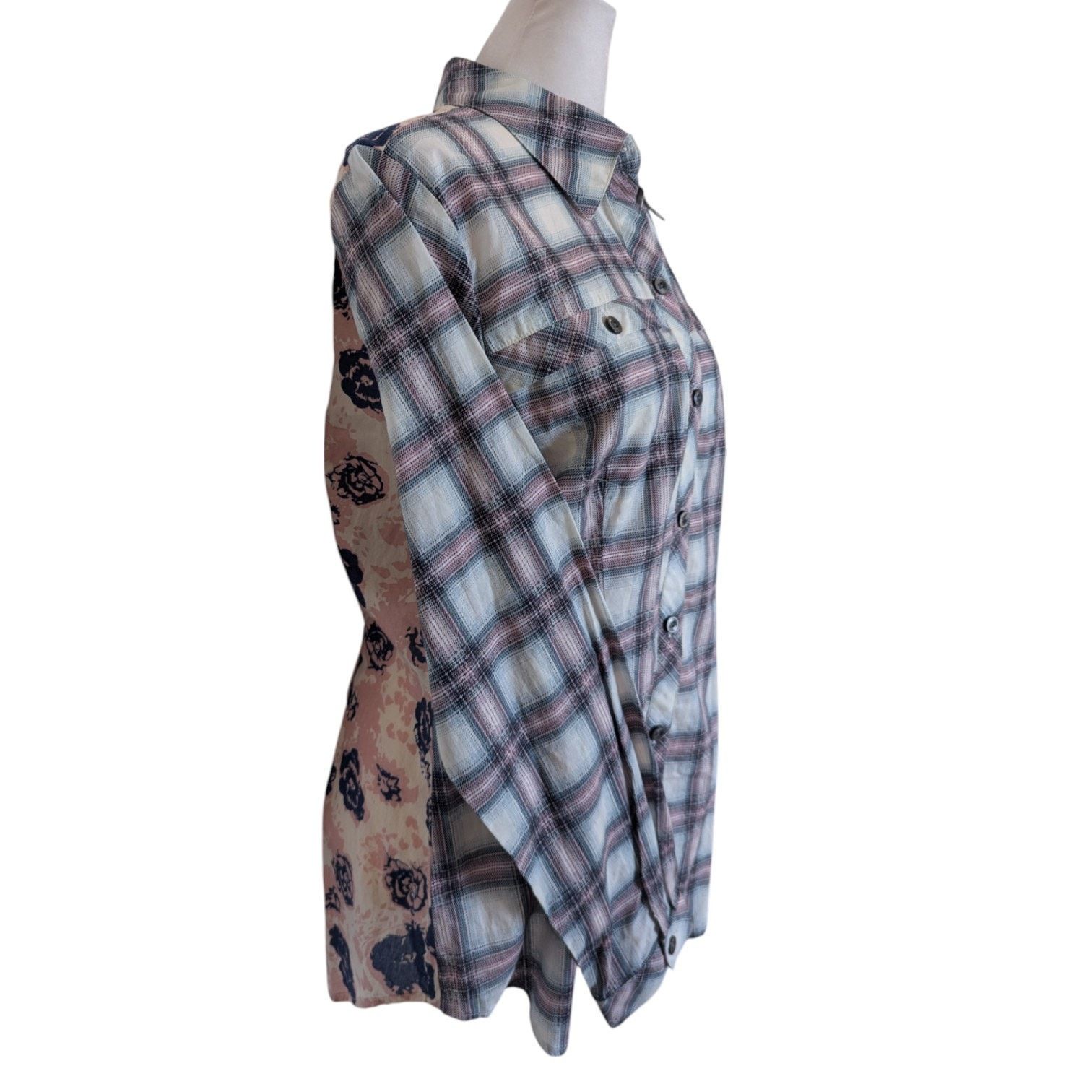 Other CAbi Floral Western Festival Plaid Mixed Pattern Button Up Size M / US 6-8 / IT 42-44 - 4 Thumbnail