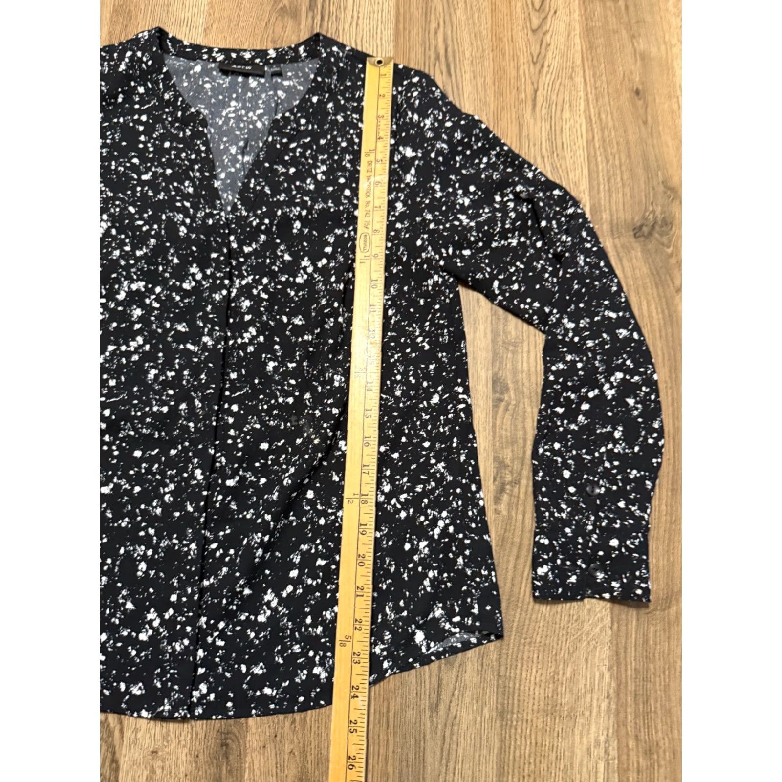 Apt. 9 Apt. 9 Shirt, Women's Size Small, White Black Floral Long Sleeve Button Up Size S / US 4 / IT 40 - 7 Thumbnail