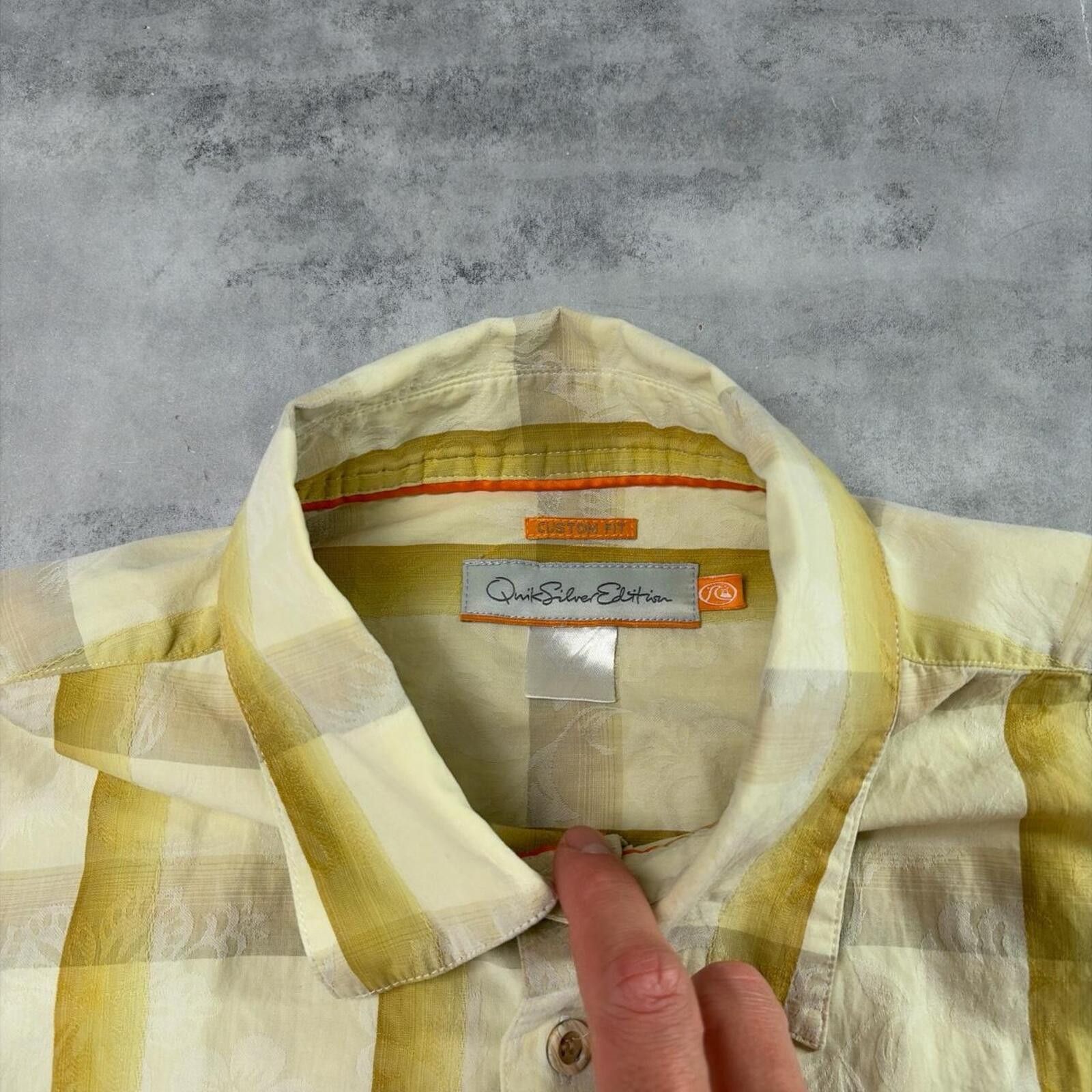 Quiksilver Y2K Yellow Quiksilver Grunge Surf Plaid Button Up Shirt Size US XL / EU 56 / 4 - 6 Thumbnail