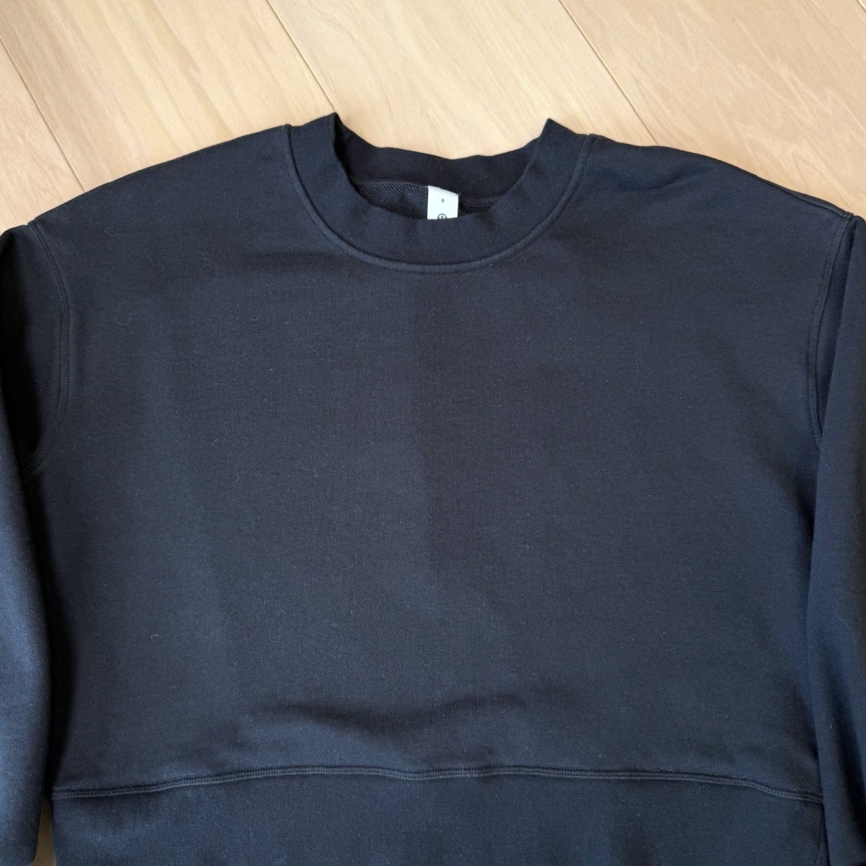 Lululemon Lululemon Sweatshirt Women's 6 Black Cropped Fleece Pullover Athleisure Yoga Shirt Ladies Pullovers Cropped Black Size M / US 6-8 / IT 42-44 - 4 Thumbnail