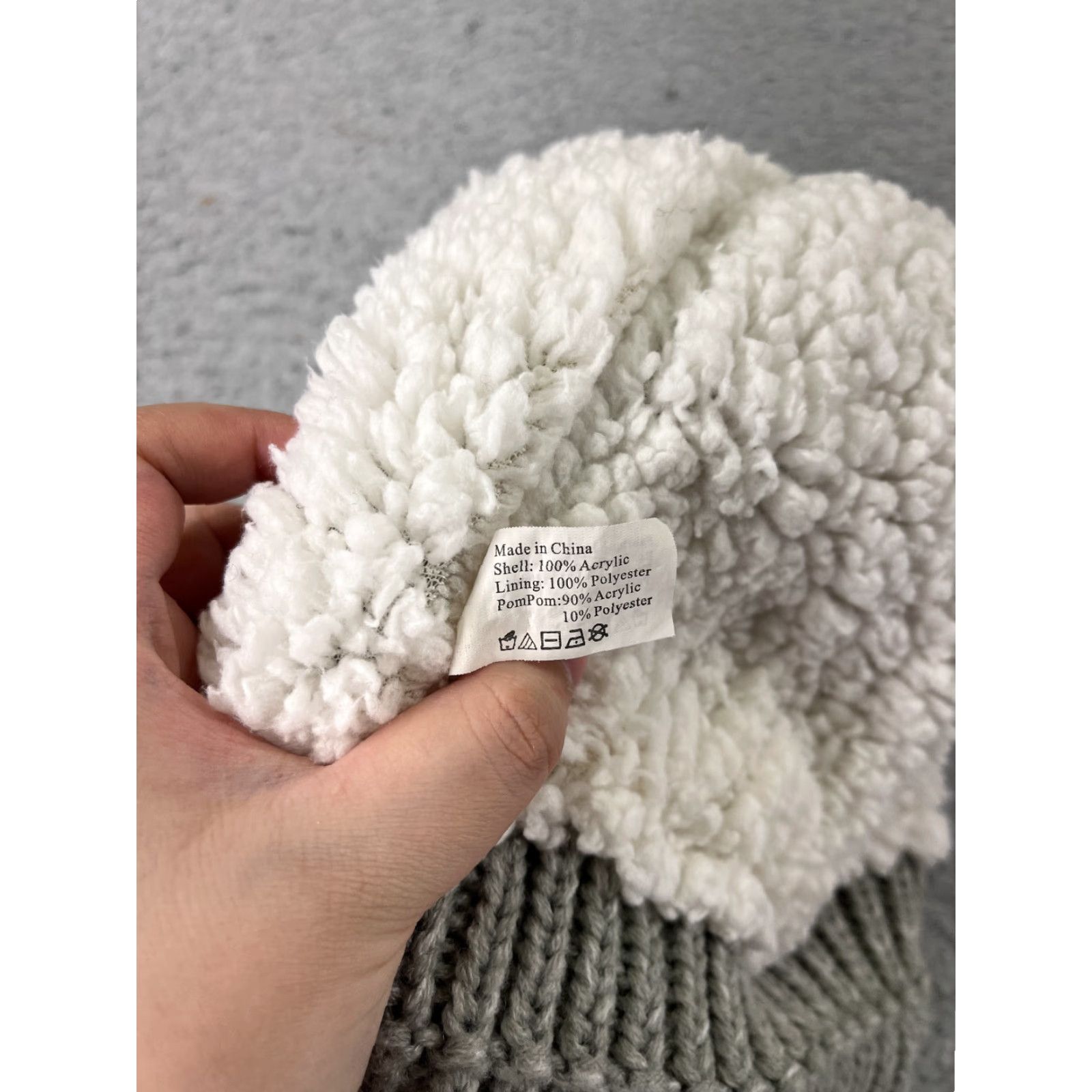 Vintage Beanie Hat Womens Gray Acrylic Polyester Lined Faux Fur Snow Ski Pom Beanie Hat Casual Outdoor Womens Size ONE SIZE - 7 Thumbnail