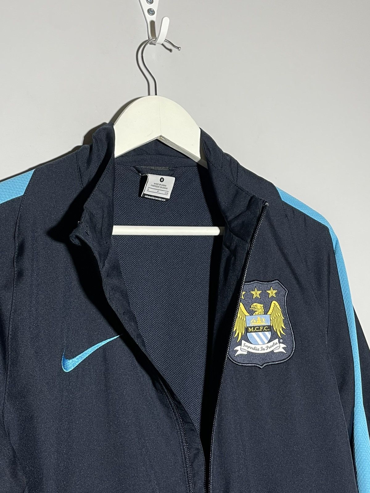 Nike Manchester City Nike Y2k Streetwear Football Jacket Size US S / EU 44-46 / 1 - 11 Thumbnail