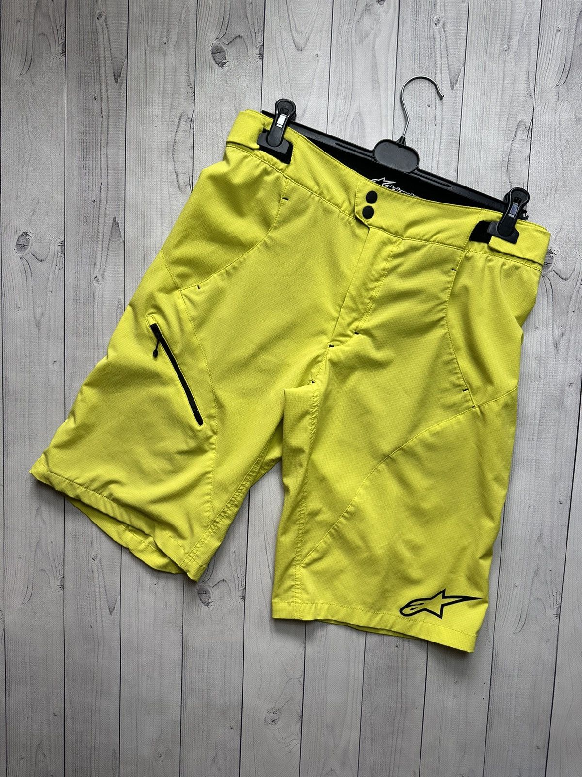 Alpinestars Alpinestar Moto shorts size 34 L logo cycling Size US 34 / EU 50 - 1 Thumbnail