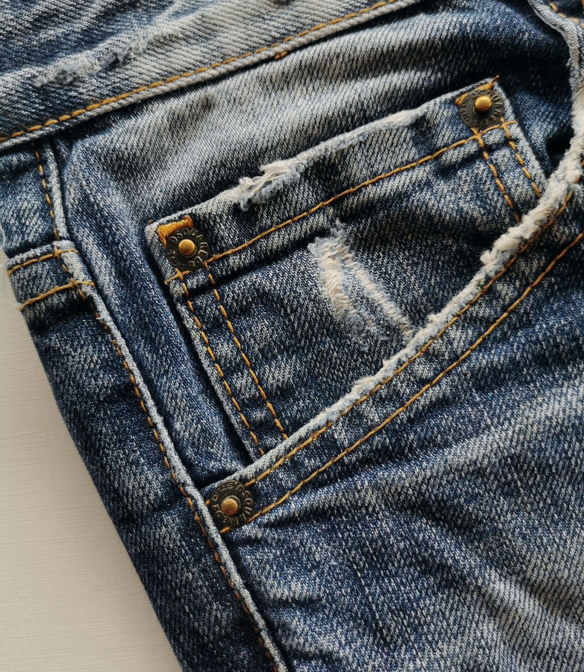 Dsquared2 Dsquared2 Distressed Italy Denim Jeans Size US 33 - 9 Thumbnail