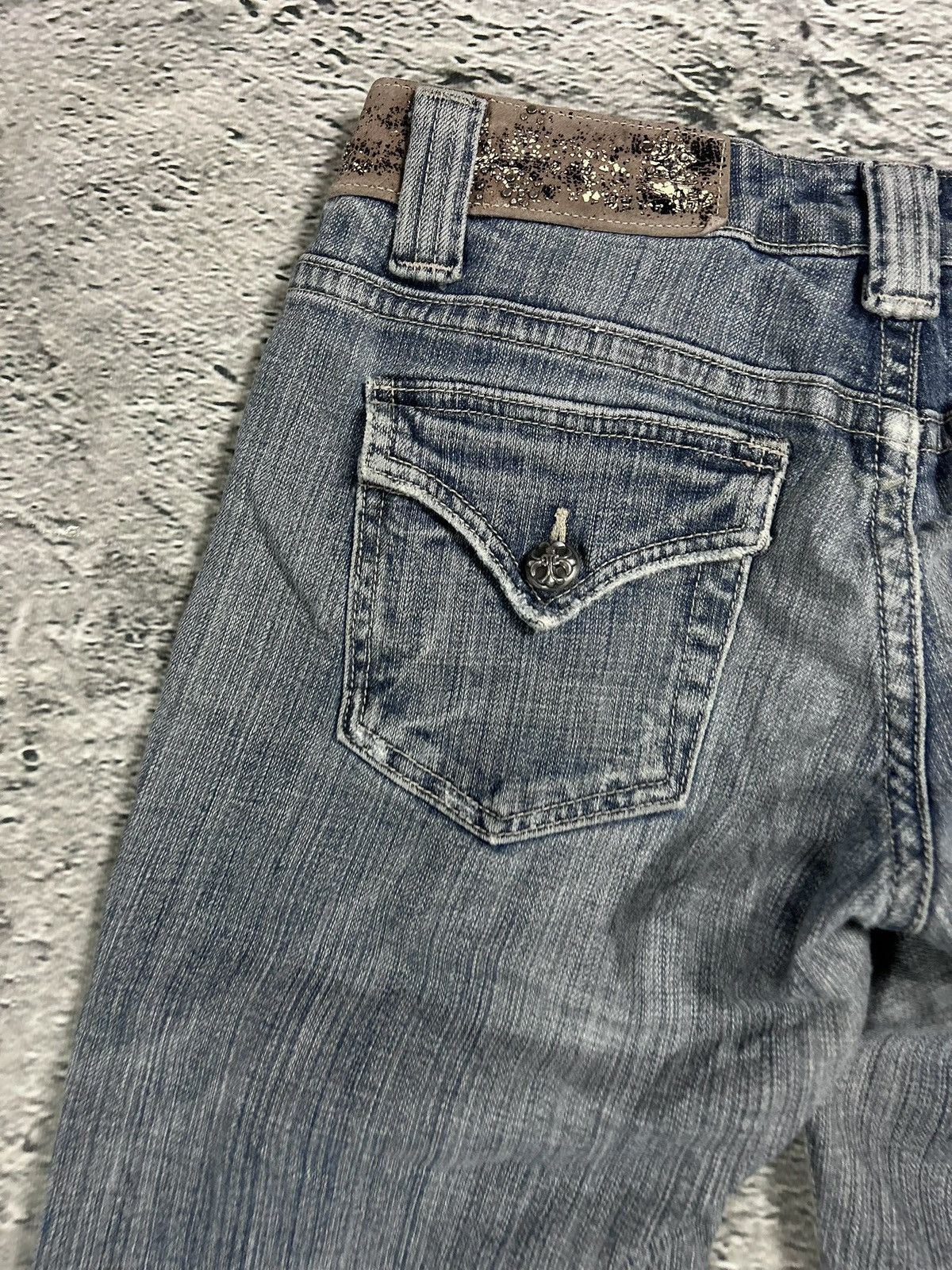 Miss Me Miss Me flared bootcut white stitching denim vintage y2k Size 28" / US 6 / IT 42 - 3 Thumbnail