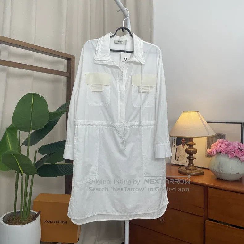 Fendi Fendi Solid Color High-Neck Shirt Dress - White Size XS / US 0-2 / IT 36-38 - 1 Thumbnail