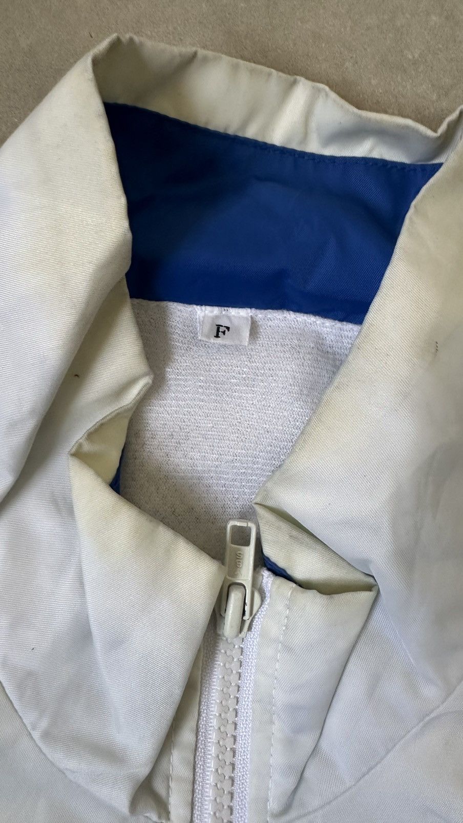 Vintage VINTAGE POCARI SWEAT SWEATER Size US L / EU 52-54 / 3 - 7 Thumbnail