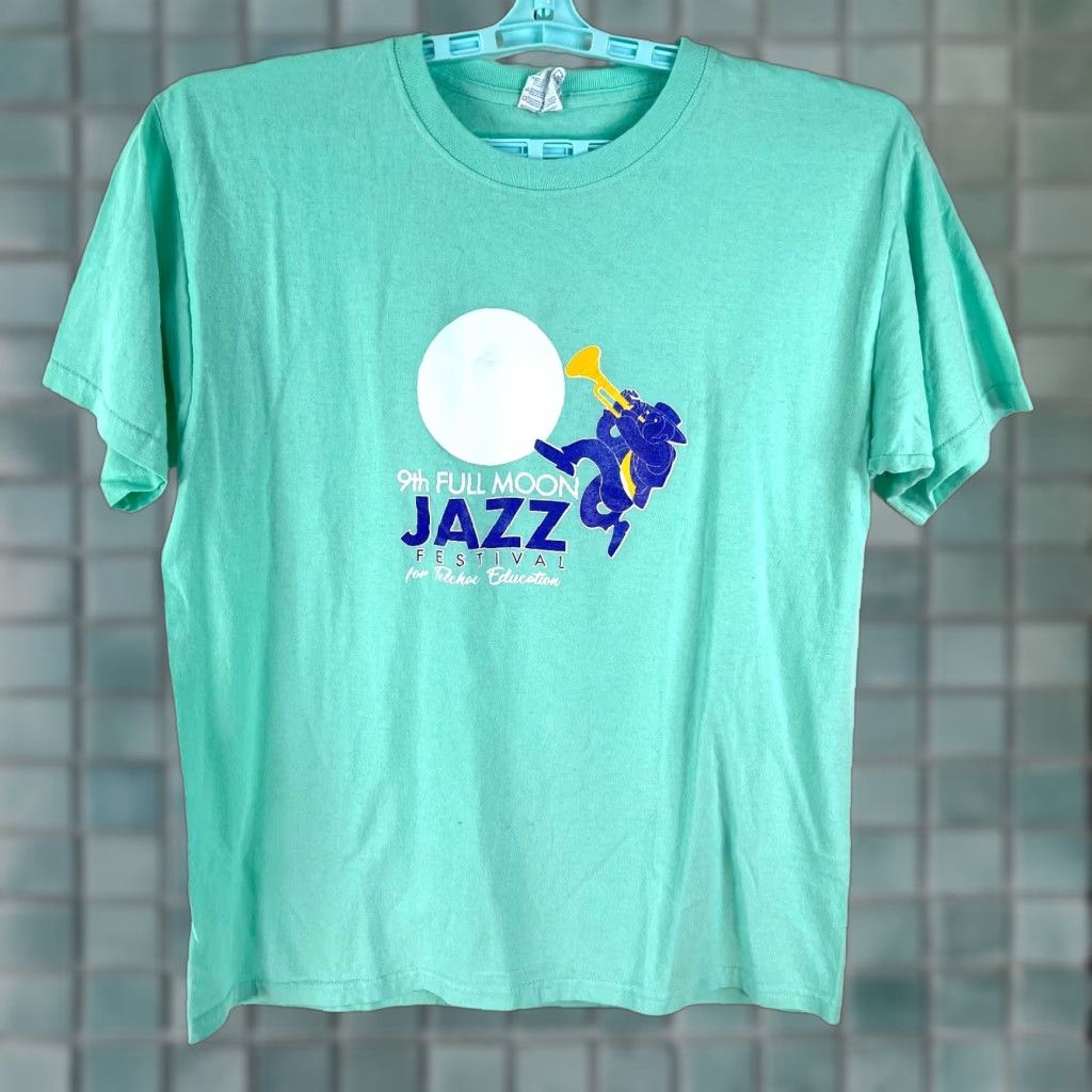 Vintage Yazbek Men's Graphic T-Shirt 9th Full Moon Jazz Festival Blue Size Large Size US L / EU 52-54 / 3 - 1 Thumbnail