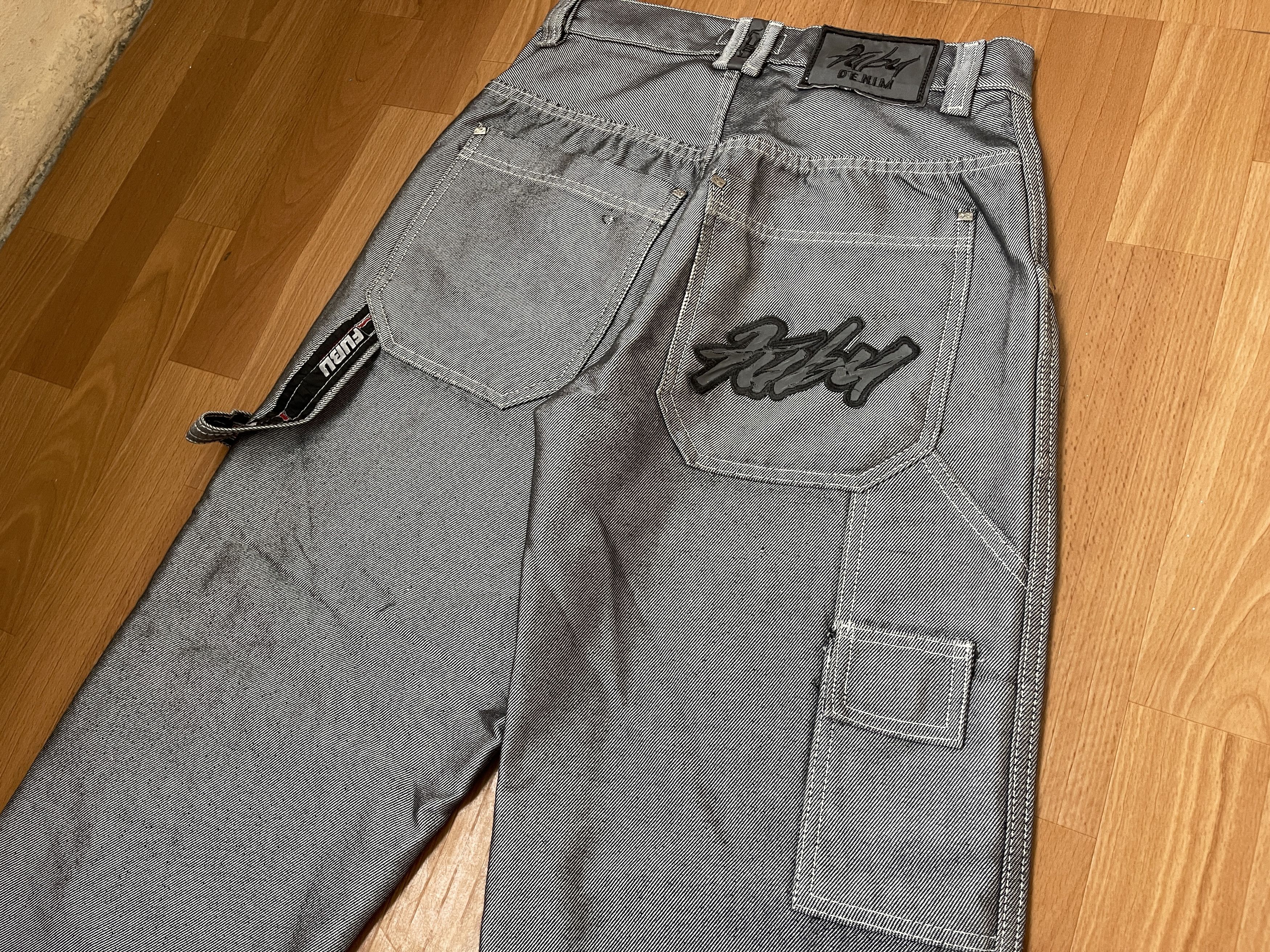 Fubu FUBU jeans shiny vintage baggy jeans silver metallic size 28 Size US 28 / EU 44 - 7 Thumbnail