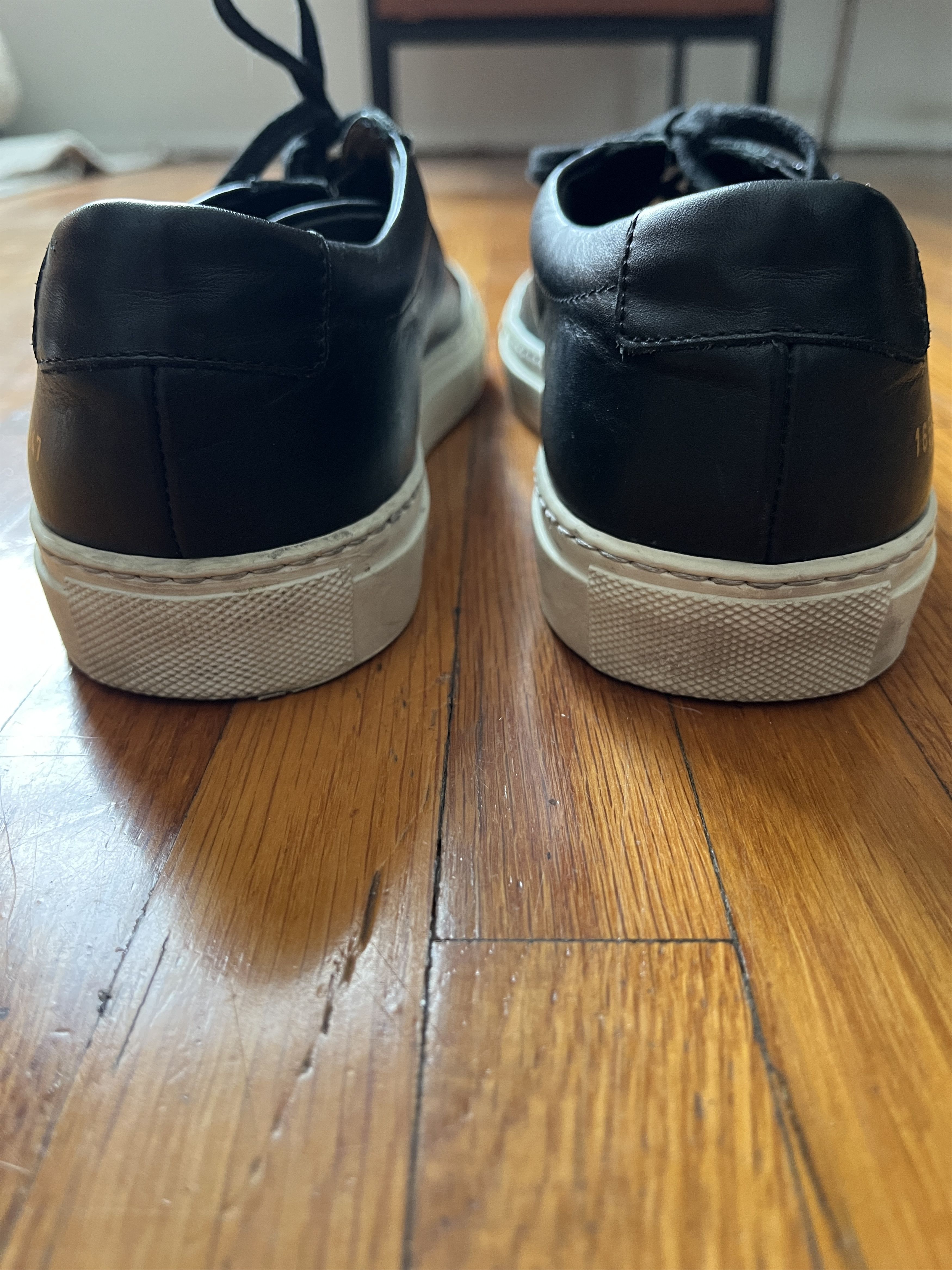 Common Projects Common Projects Achilles Low Black Leather Size US 7 / EU 40 - 3 Thumbnail