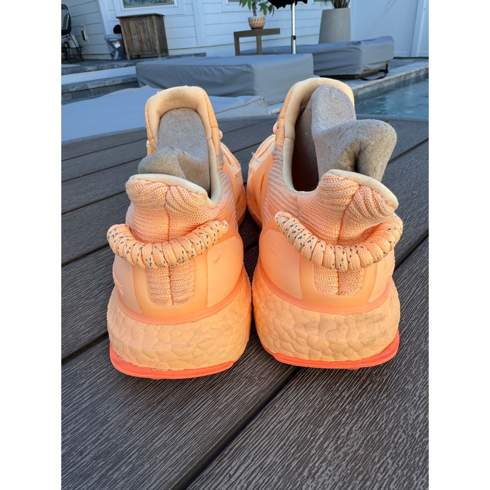 Adidas adidas x Ivy Park Ultraboost OG sneakers Orange cream 8 Size US 9.5 / IT 39.5 - 6 Thumbnail