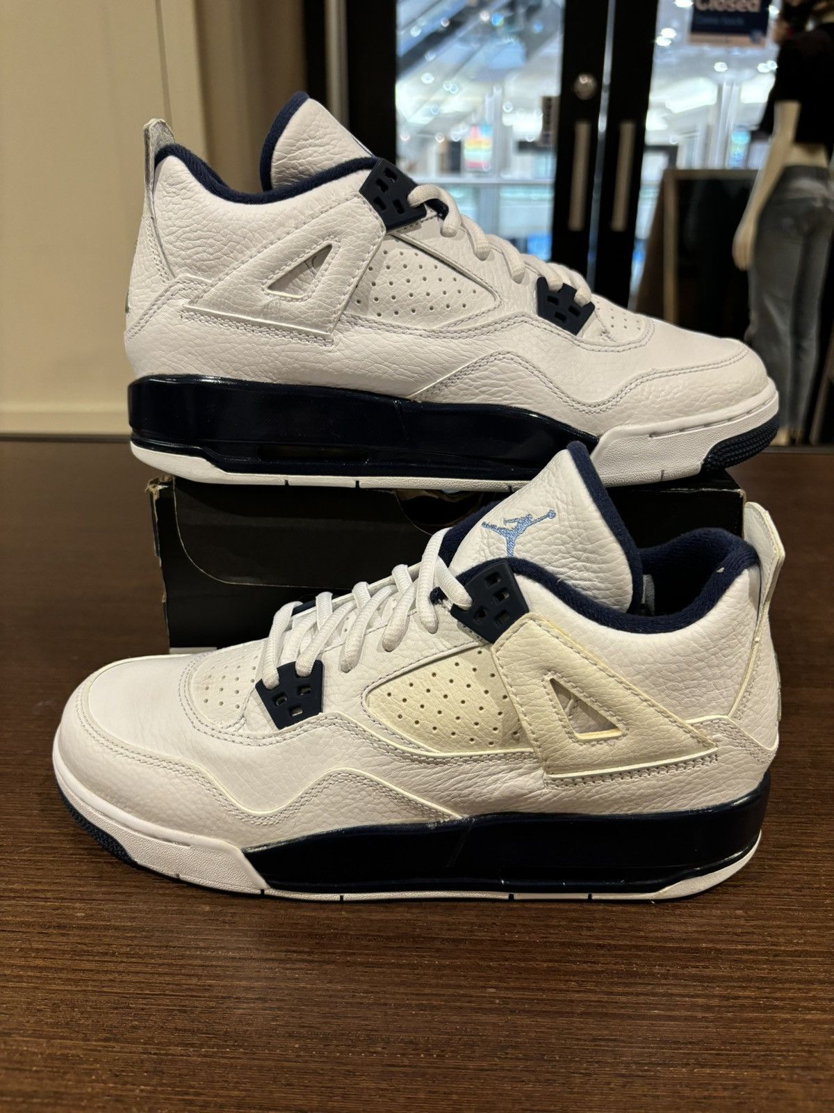 Jordan 4 “Columbia” (2015)