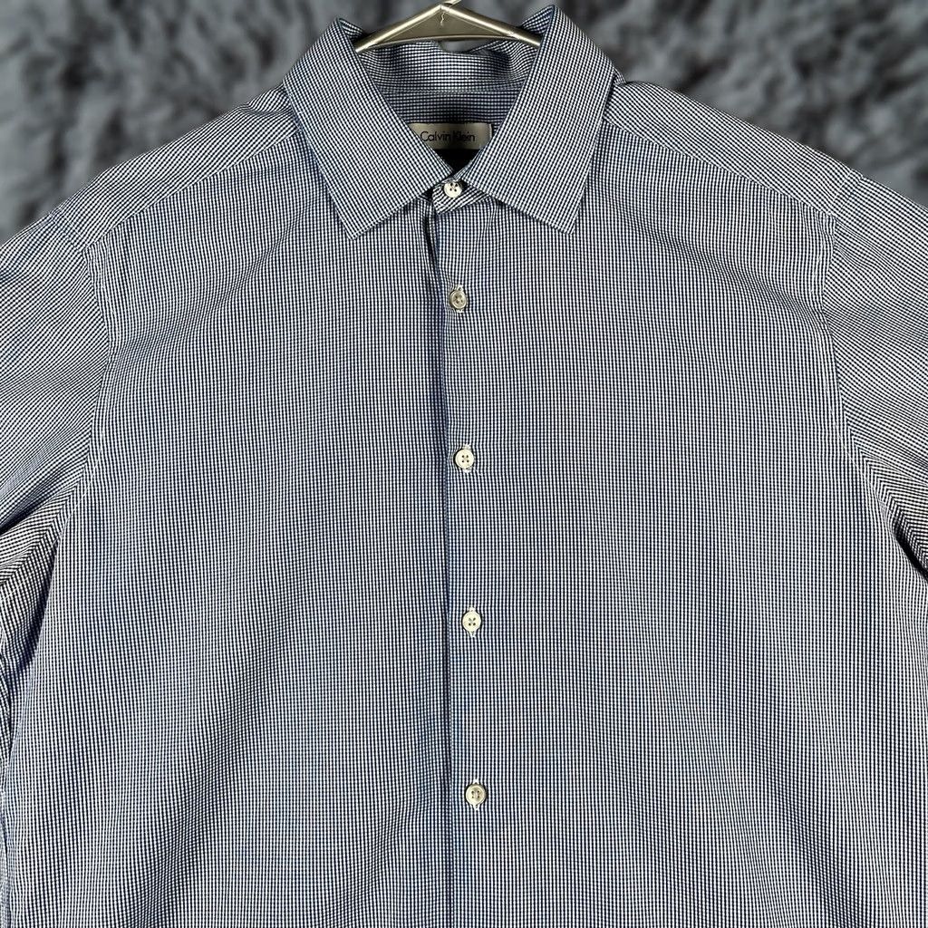 Calvin Klein Calvin Klein Dress Shirt Blue Check Long Sleeve 16 34/35 100% Cotton Large Slim VINTAGE Size US L / EU 52-54 / 3 - 1 Thumbnail