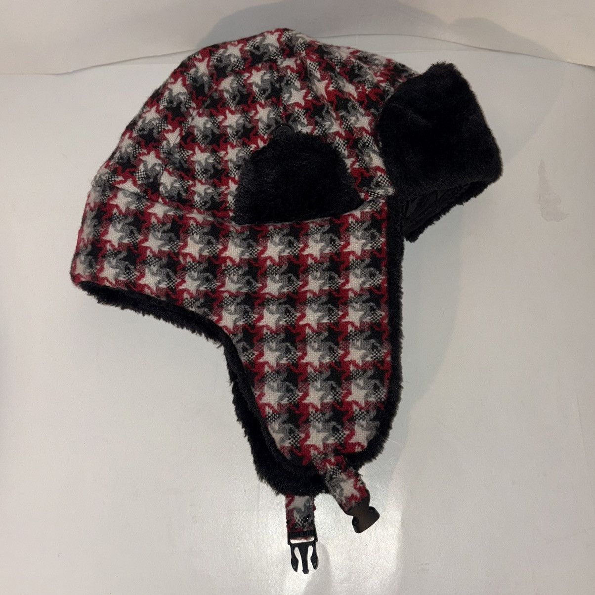 Vintage Vintage Y2K Alt Star Pattern Plaid Ushanka Trapper Flap Hat Size ONE SIZE - 1 Thumbnail