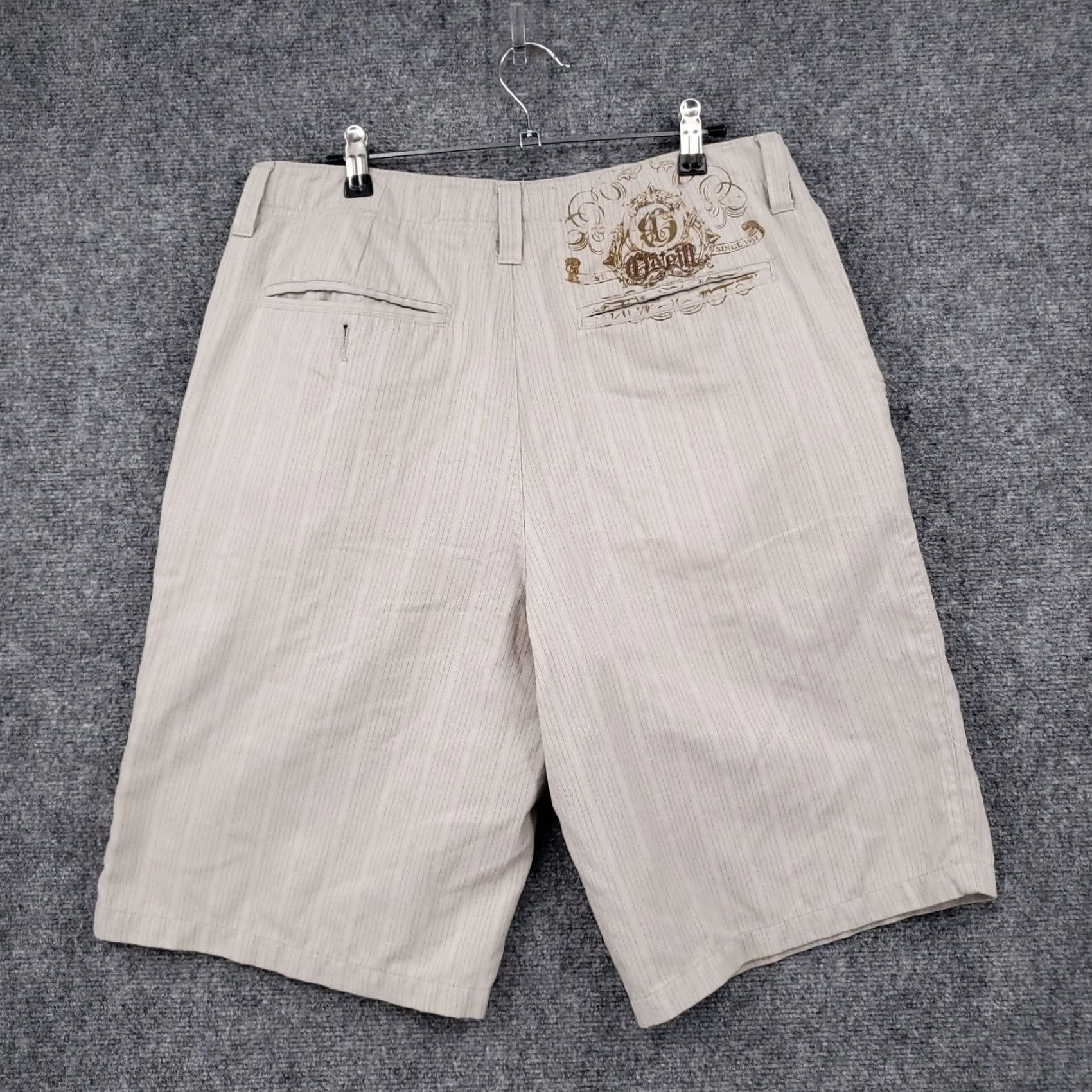 O'Neill VINTAGE O'Neill Shorts Mens 32 Gray Striped Chino Bermuda Zip Fly Y2K Shorts Mens Gray Striped Chino Bermuda Zip Fly Y2K Size US 32 / EU 48 - 2 Thumbnail