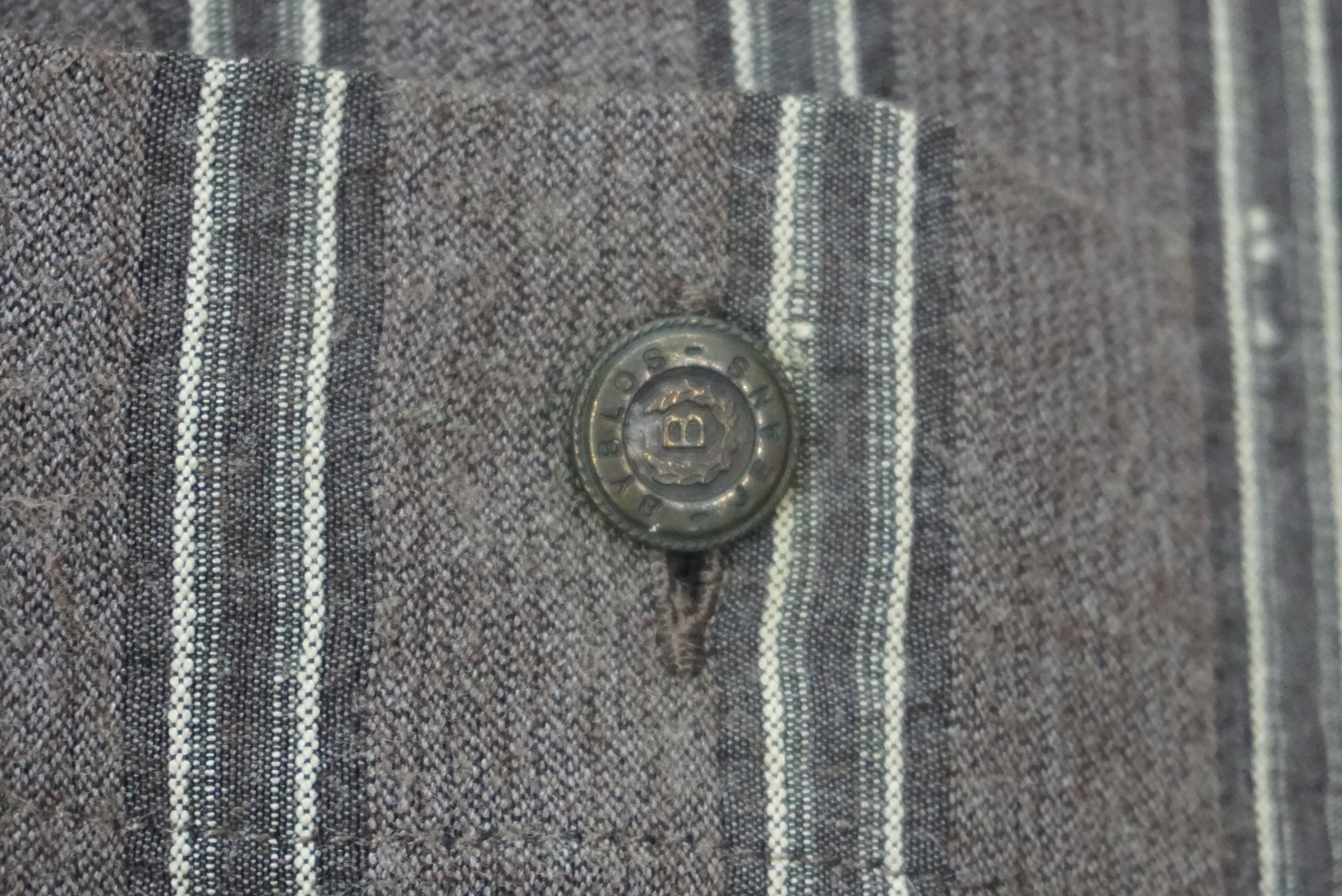 Byblos Aztec Trim Collar Stripe Button Down Size 48 Shirt Size US L / EU 52-54 / 3 - 12 Thumbnail