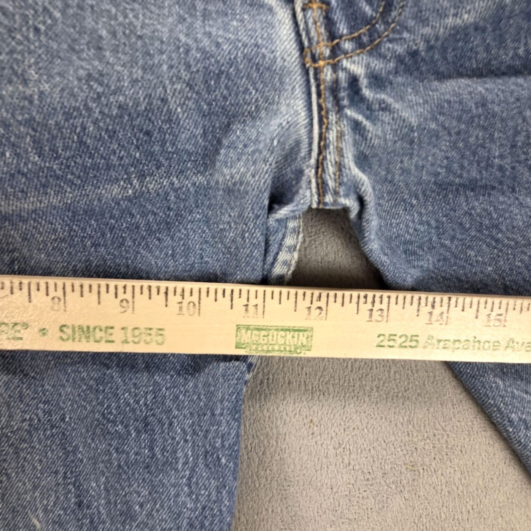 Levi's Item Specifications: Brand: Nike Size US 32 / EU 48 - 6 Thumbnail