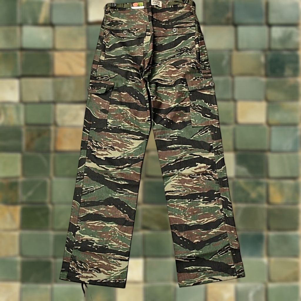 Vintage Men's VTG 80s NOS Gung Ho Tiger Stripe Camo Pants Sz 29.5x33 Long 1980s Size US 30 / EU 46 - 1 Thumbnail