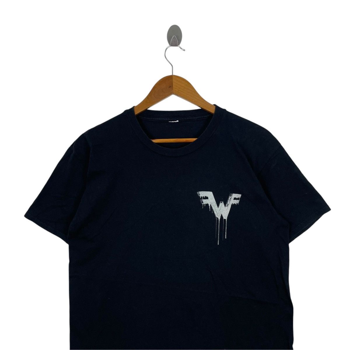 Band Tees Weezer Rock Band 2019 Tour Tee Shirt Size US M / EU 48-50 / 2 - 2 Thumbnail