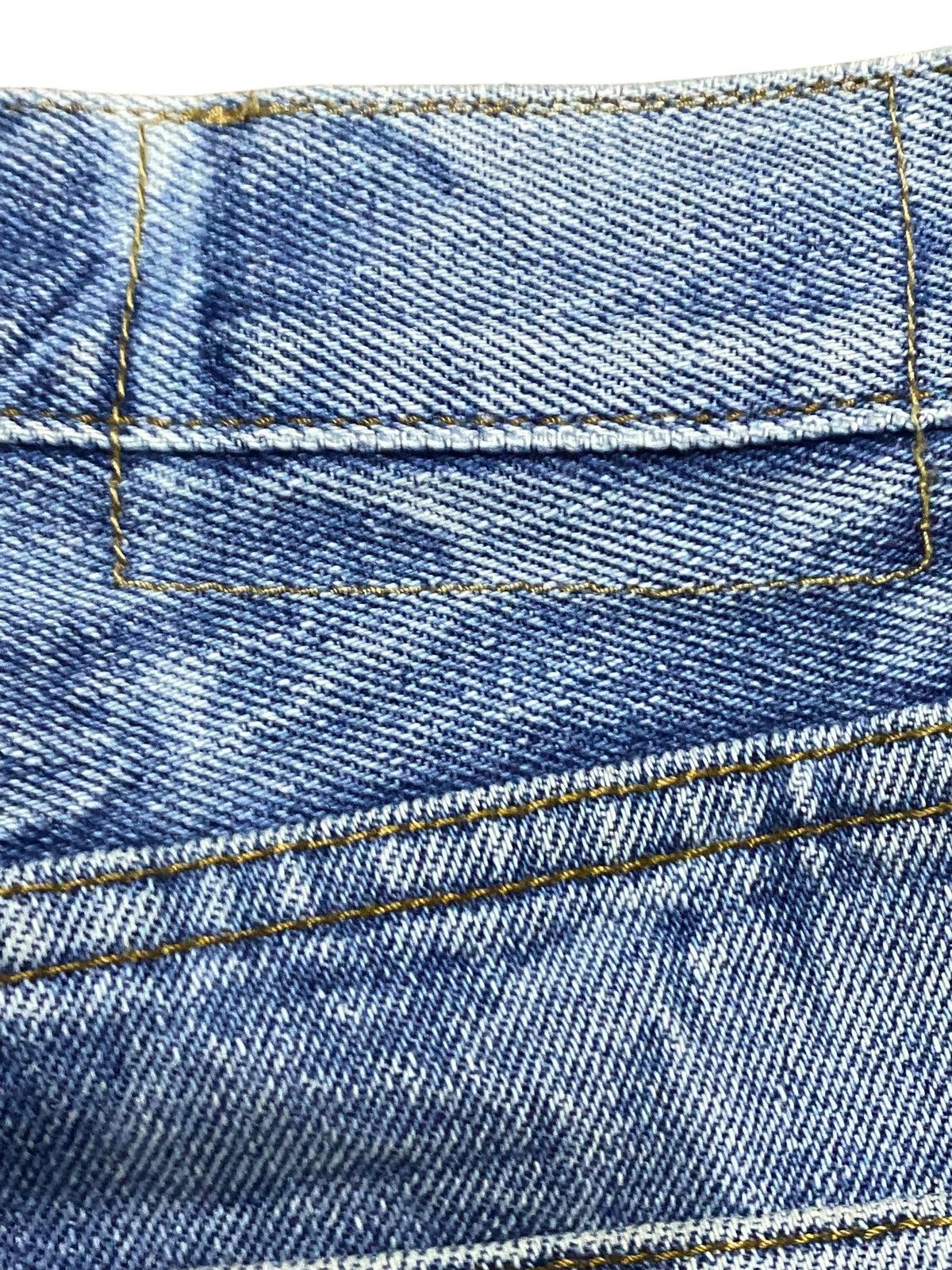 Japanese Brand Vintage Japanese Brand Bleach Distressed Loose Jeans Size US 31 - 11 Thumbnail