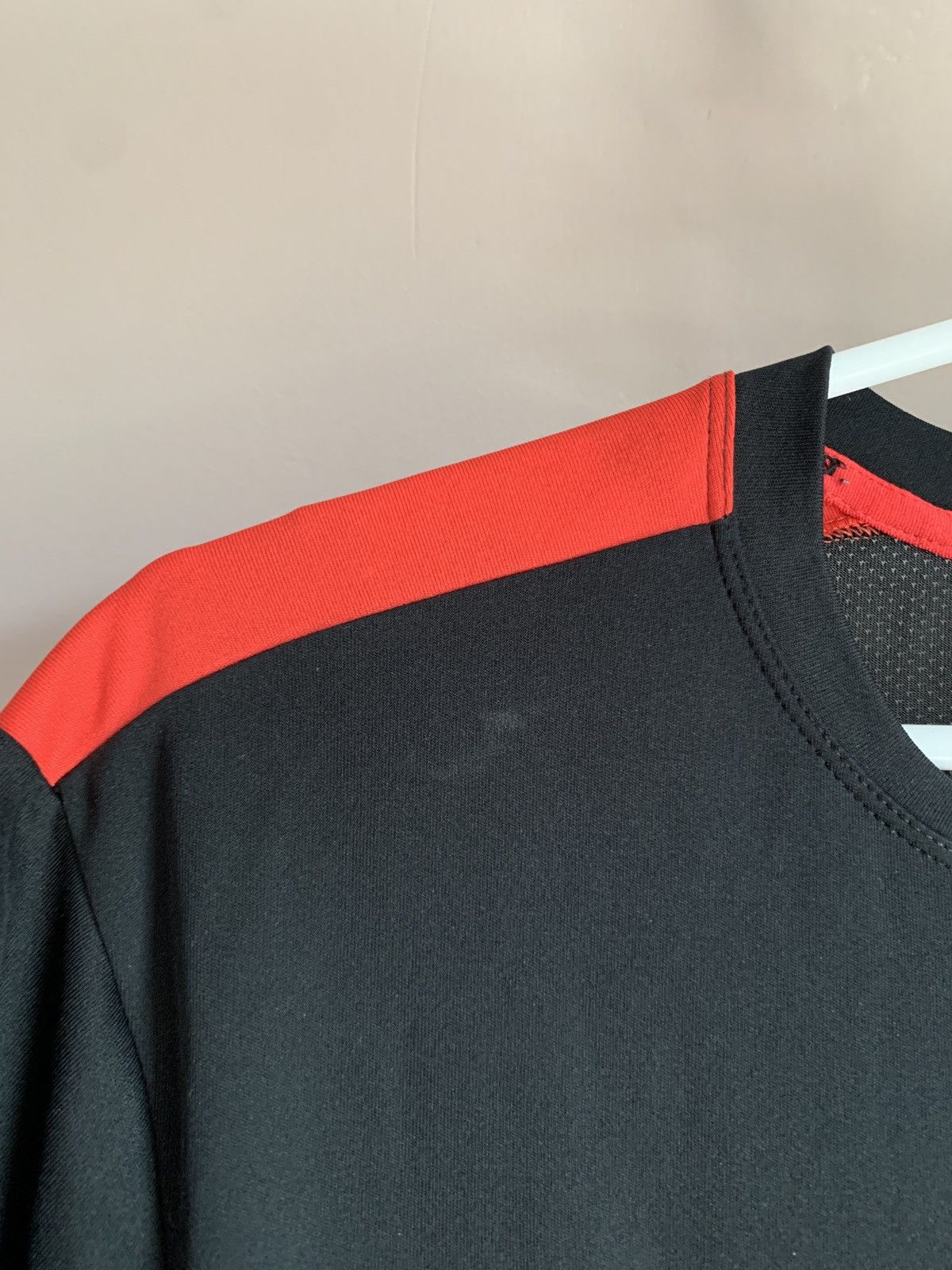 Other Watford Training Football Shirt Soccer Jersey Size M Size US M / EU 48-50 / 2 - 5 Thumbnail