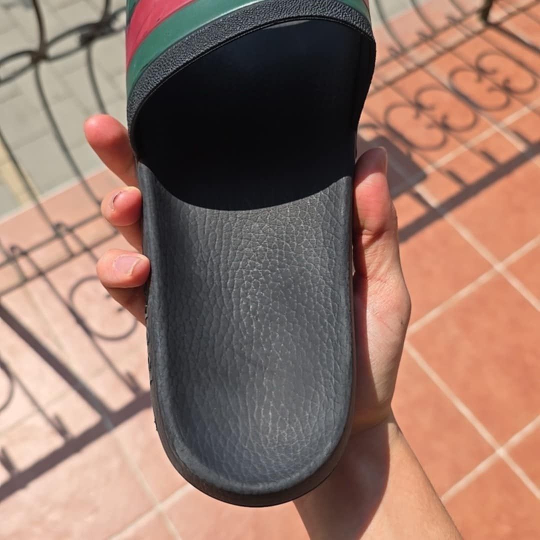 Gucci Gucci slide Size US 10 / EU 43 - 20 Thumbnail