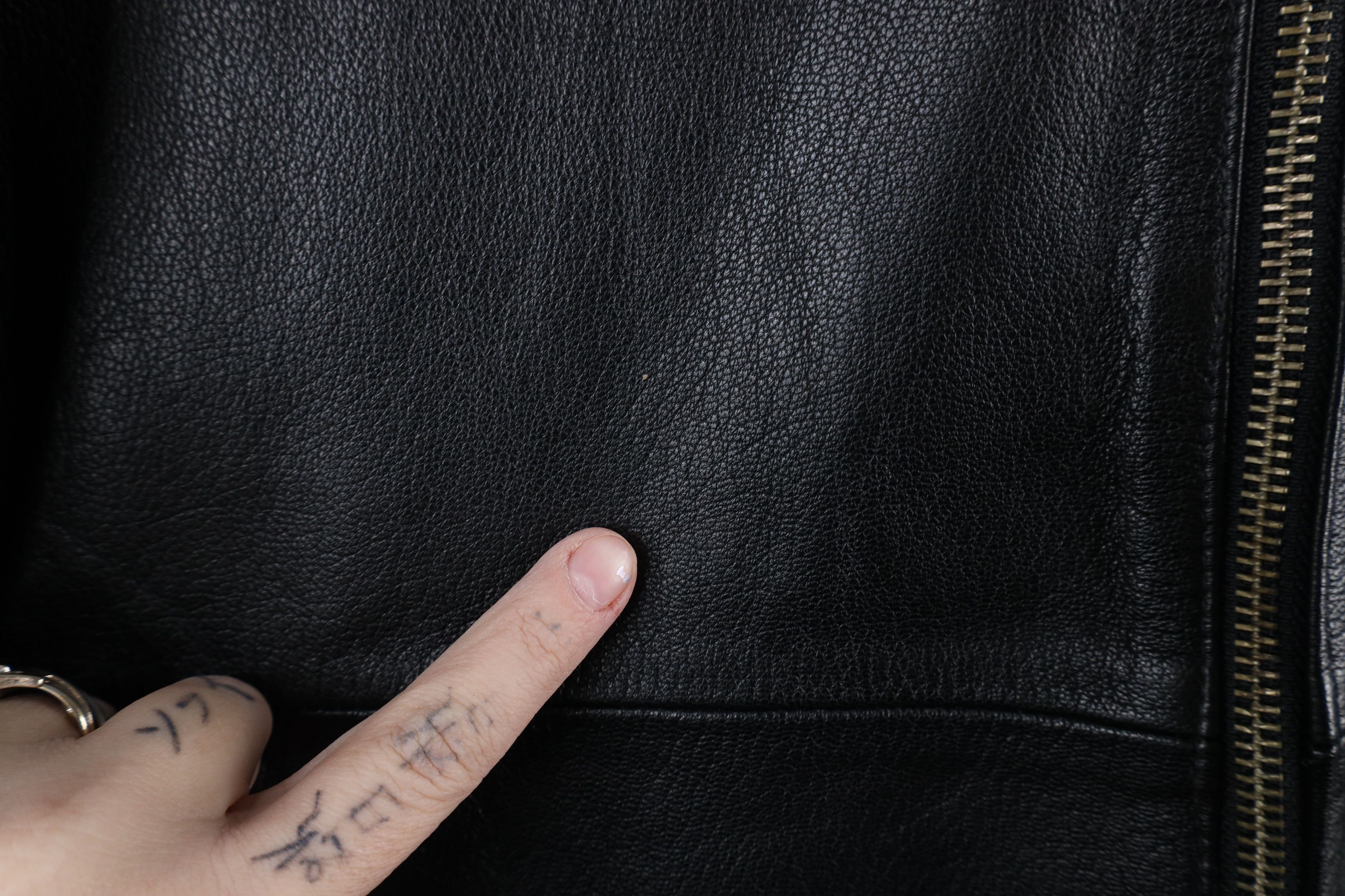 Esprit × Vintage Vintage 90s Esprit Cropped Leather Cafe Racer Bomber Jacket Size XS / US 0-2 / IT 36-38 - 4 Thumbnail