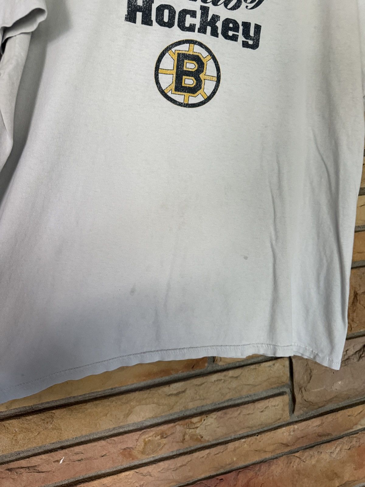 Vintage Vintage Y2K Boston Bruins Hub of Hockey Graphic Tee Size US XL / EU 56 / 4 - 4 Thumbnail