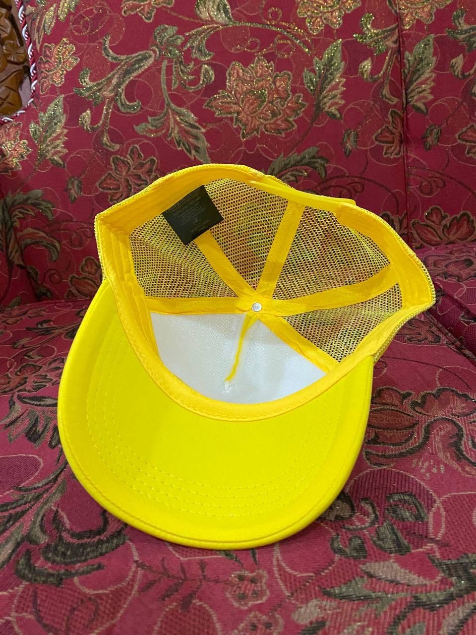 Vintage Vintage 90s Thins Skate Mesh Trucker Cap Size ONE SIZE - 7 Thumbnail